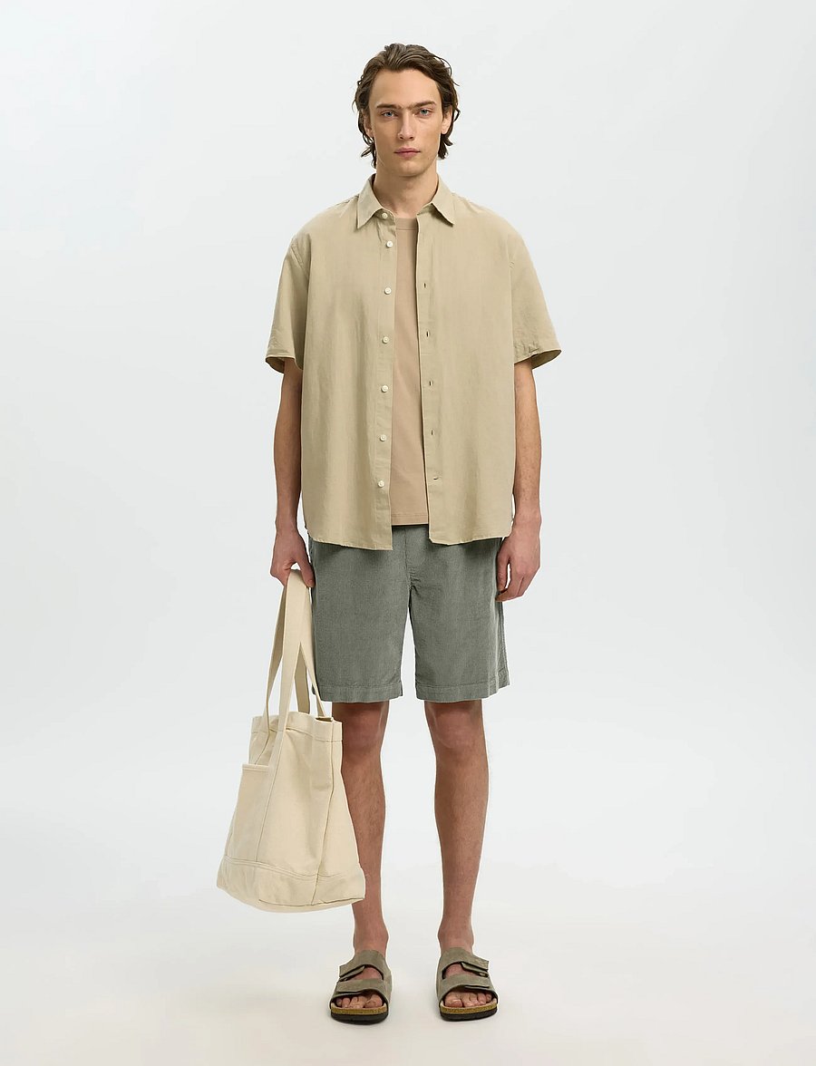 Selected - SLHREGULAR-JACE CORDUROY SHORTS NOOS - freizeitshorts - vetiver - 3