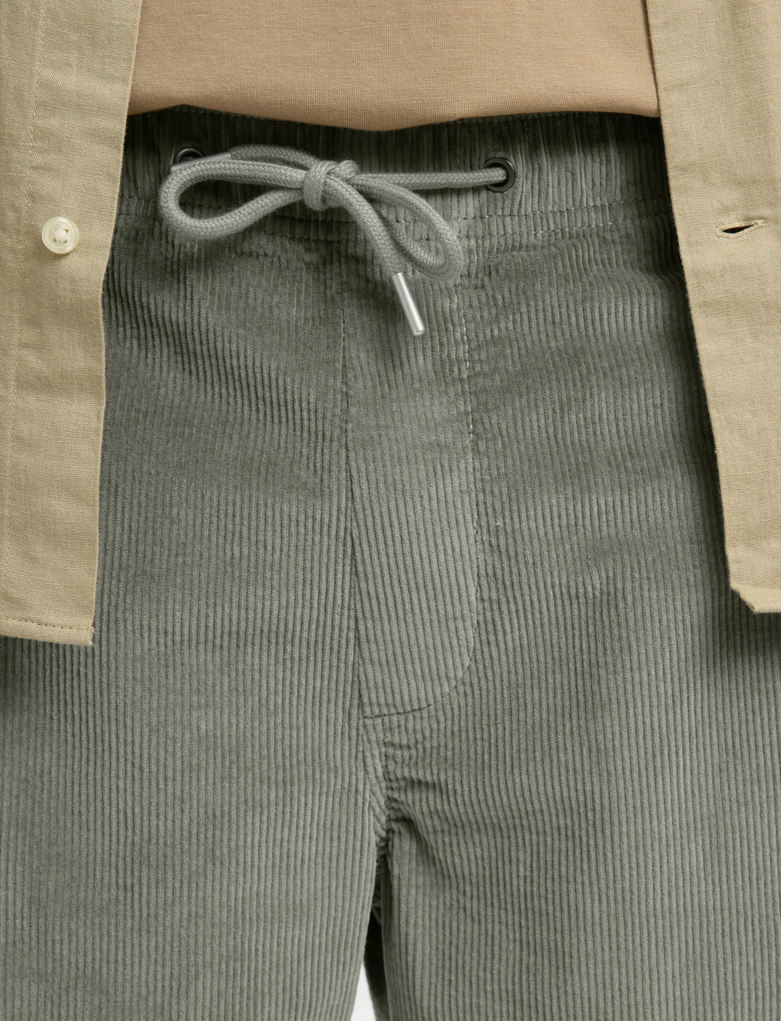 Selected - SLHREGULAR-JACE CORDUROY SHORTS NOOS - casual shorts - vetiver - 5