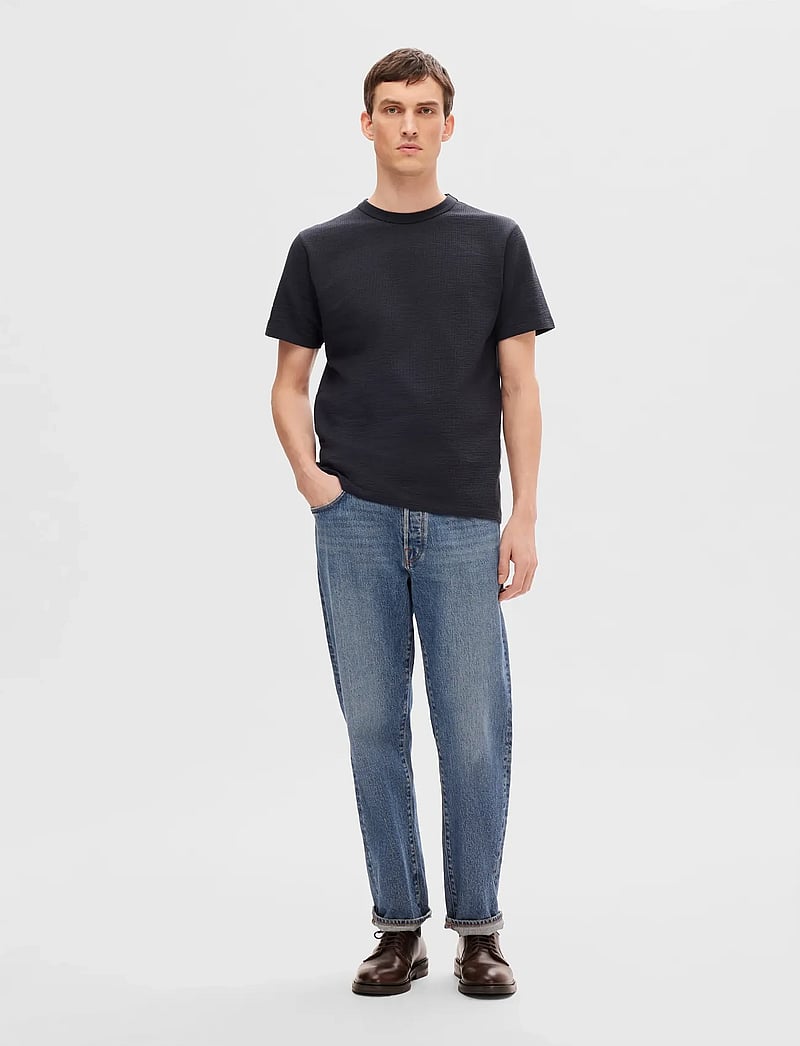 Selected - SLHSANDER SEERSUCKER SS O-NECK TEE - kortärmade t-shirts - sky captain - 4