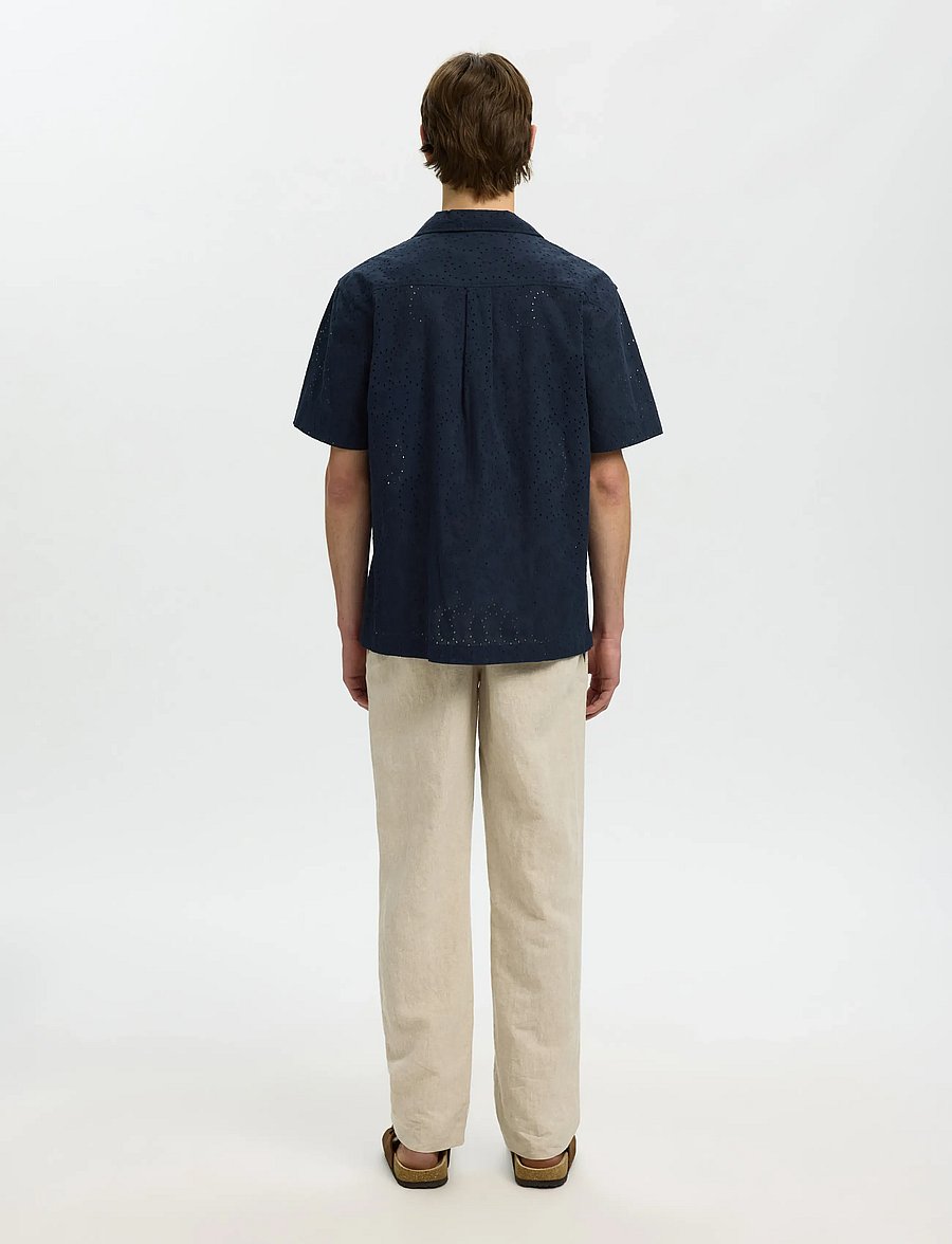 Selected - SLHRLXJAX BRODERIE SS SHIRT - short-sleeved shirts - sky captain - 2