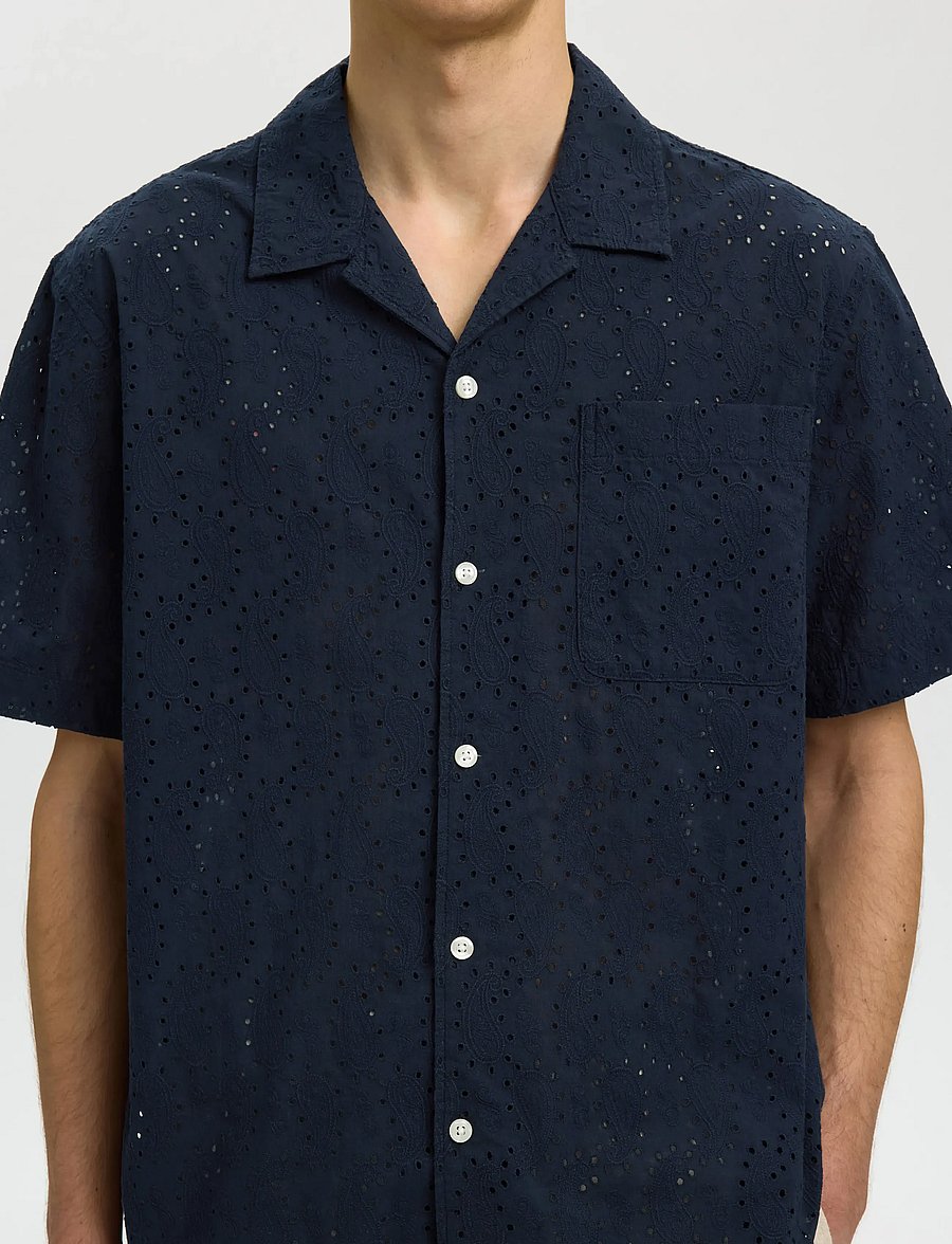 Selected - SLHRLXJAX BRODERIE SS SHIRT - short-sleeved shirts - sky captain - 4