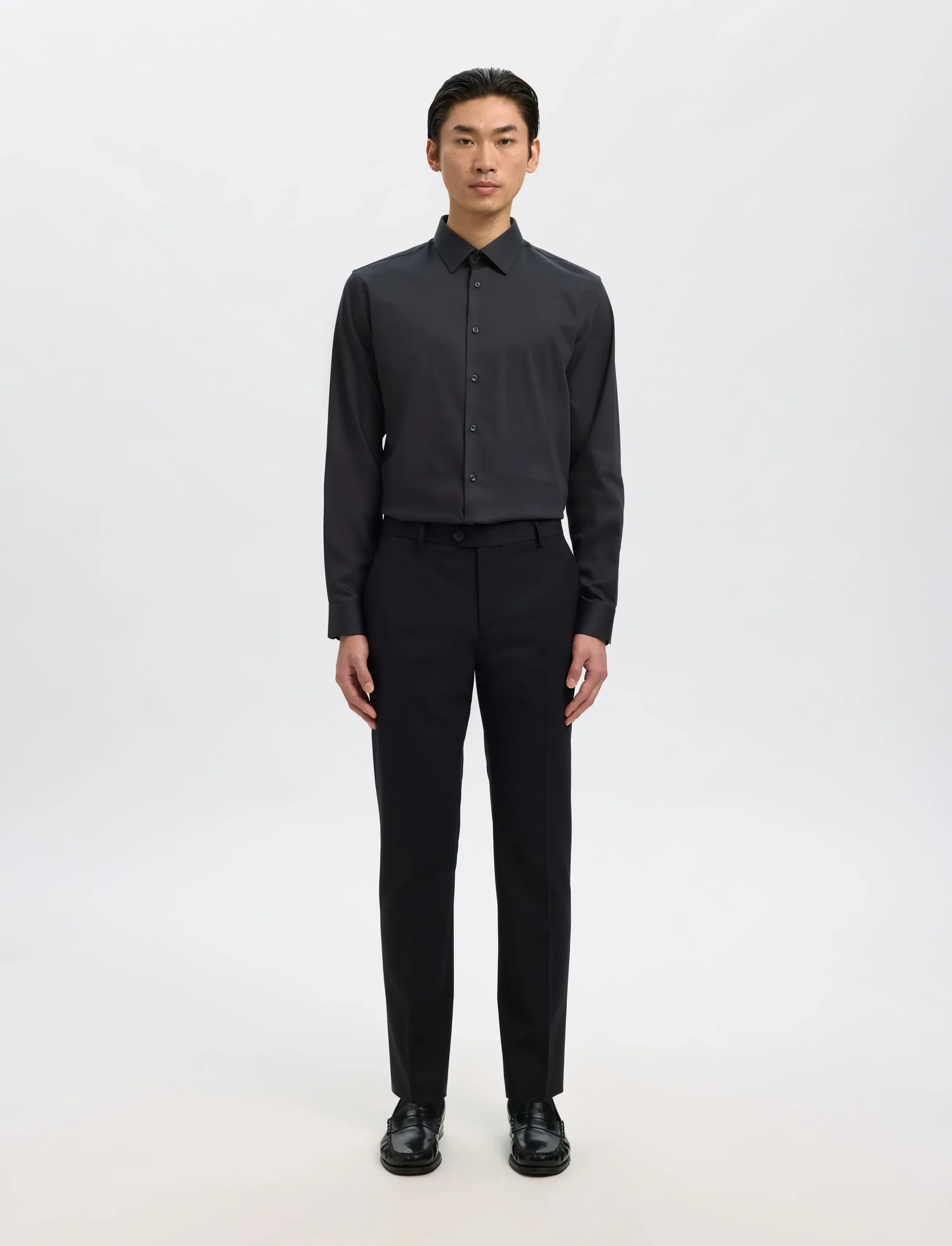 Selected - SLMFILIP-PERFORMANCE SLIM LS SHIRT NOOS - pidulikud särgid - black - 4