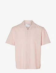 Selected Homme - SLHRELAXNEW-LINEN SHIRT SS RESORT - kortärmade skjortor - cameo rose - 0