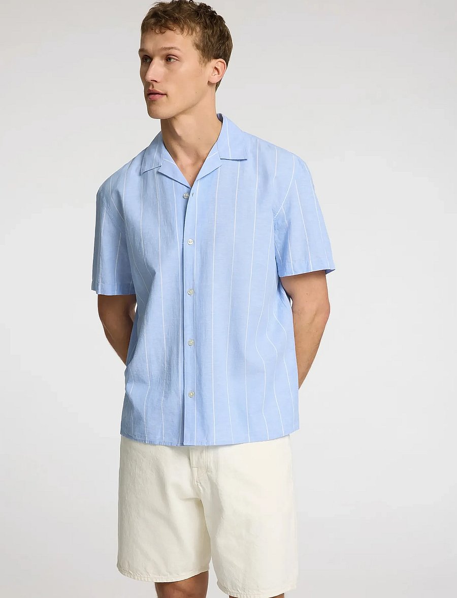 Selected - SLHRELAXSUN SHIRT SS RESORT - hørskjorter - cashmere blue - 3
