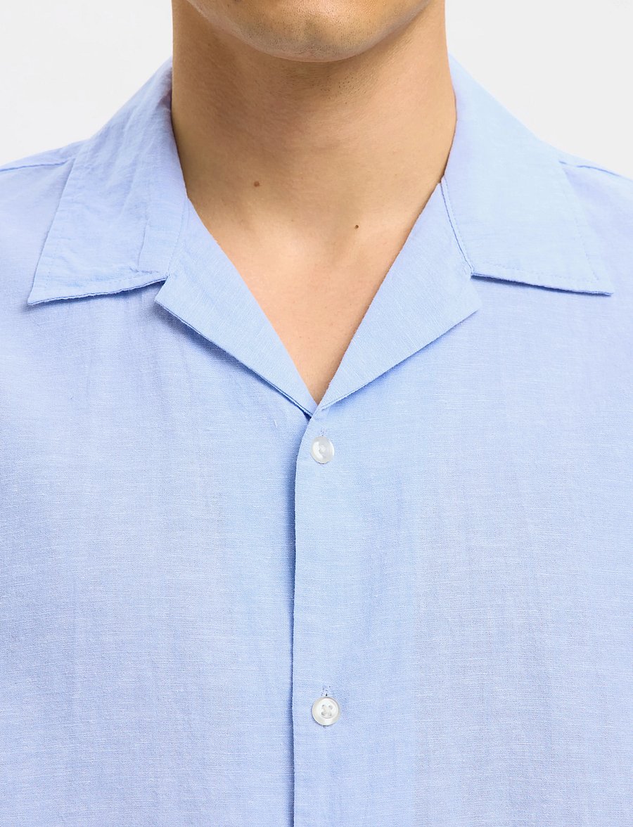 Selected - SLHRELAXSUN SHIRT SS RESORT - linneskjortor - cashmere blue - 4