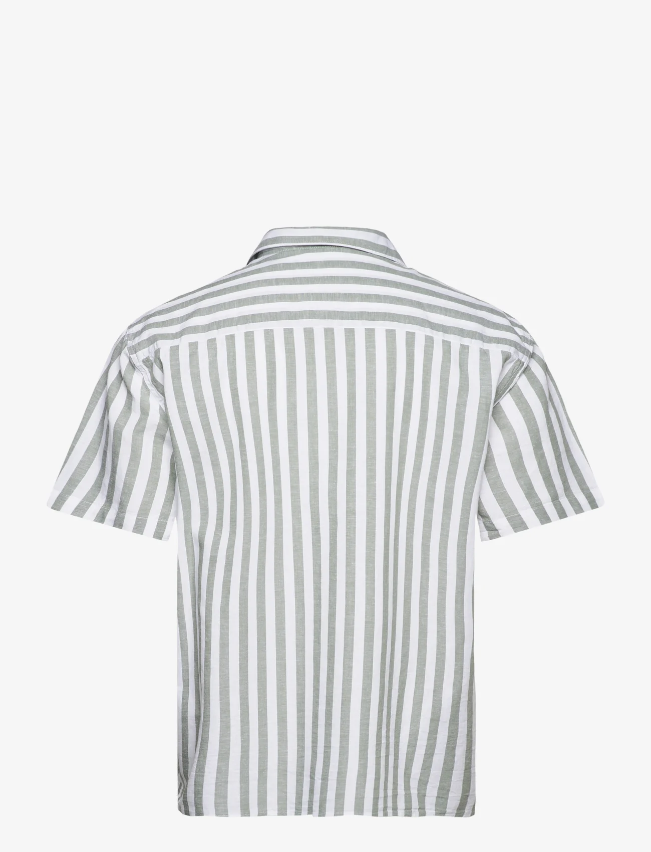 Selected Homme - SLHRELAXNEW-LINEN SHIRT SS RESORT - kortärmade skjortor - desert sage - 1