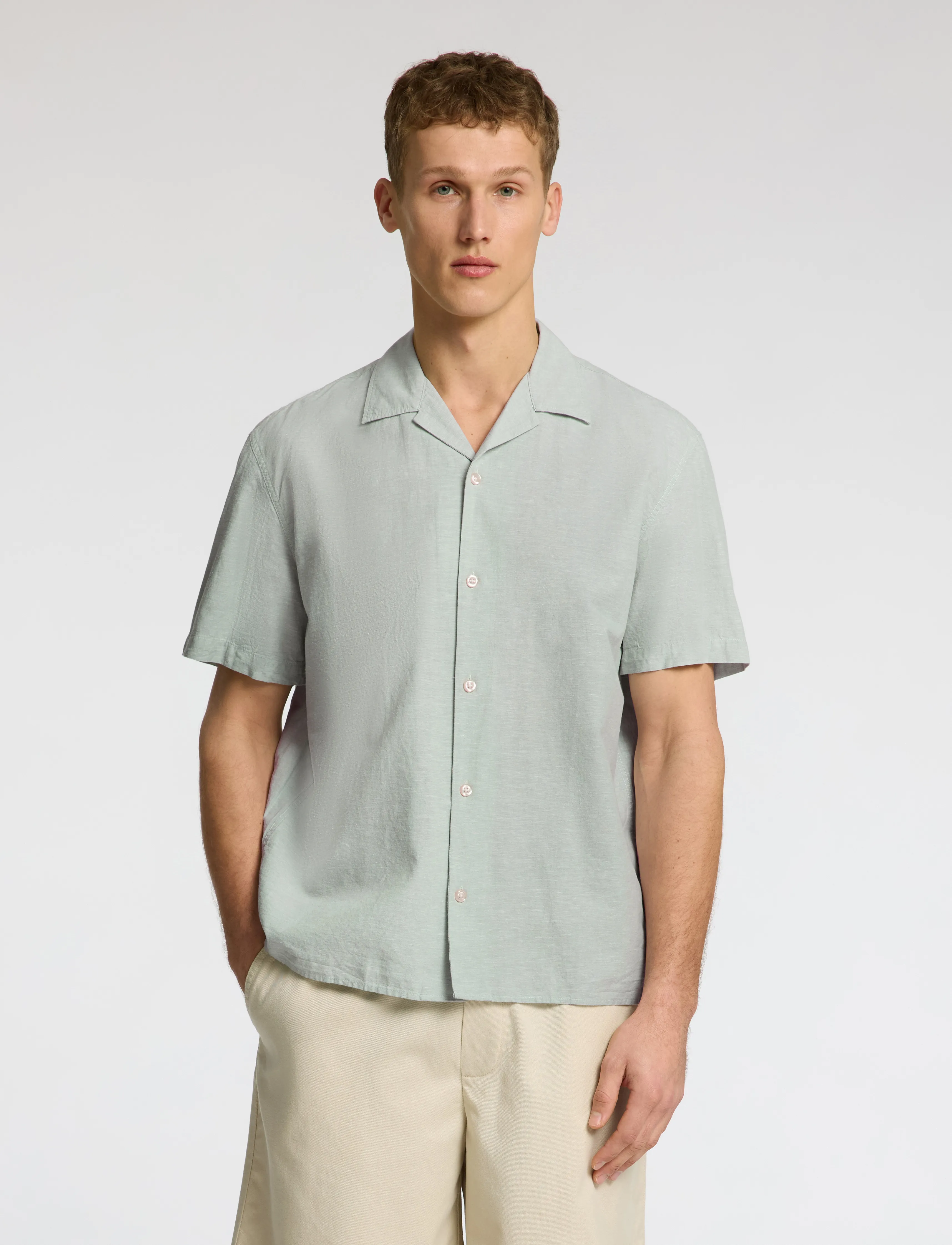 Selected Slhrelaxsun Shirt Ss Resort, L, Shirts, Grün - Short-sleeved, Männerswear