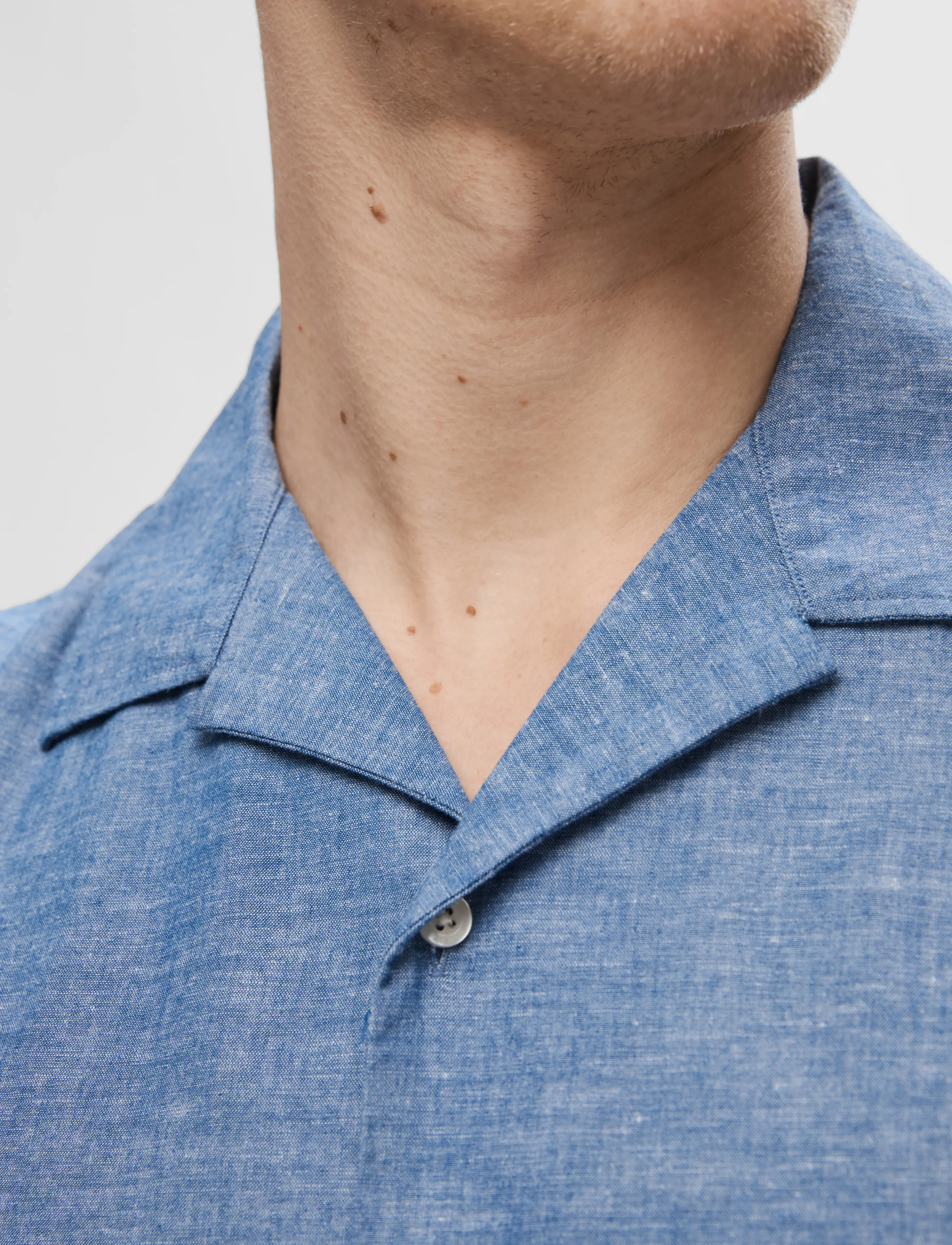 Selected - SLHRELAXSUN SHIRT SS RESORT - chemises de lin - medium blue denim - 4