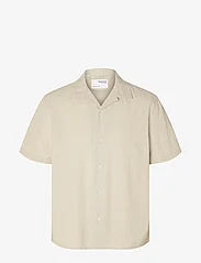 Selected Homme - SLHRELAXNEW-LINEN SHIRT SS RESORT - kortärmade skjortor - pure cashmere - 0