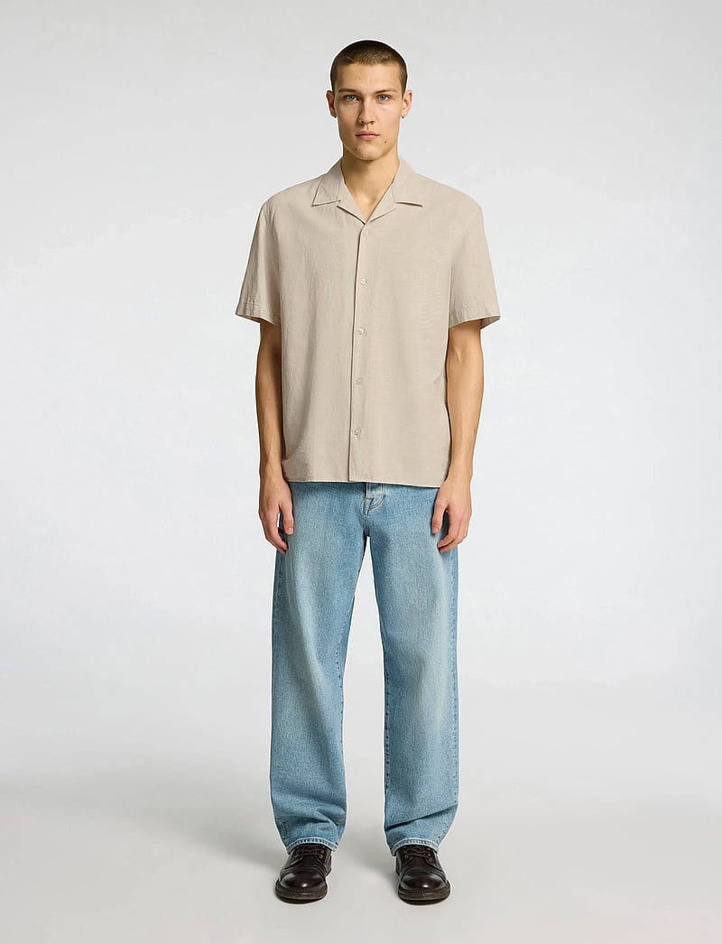 Selected - SLHRELAXSUN SHIRT SS RESORT - hørskjorter - pure cashmere - 4
