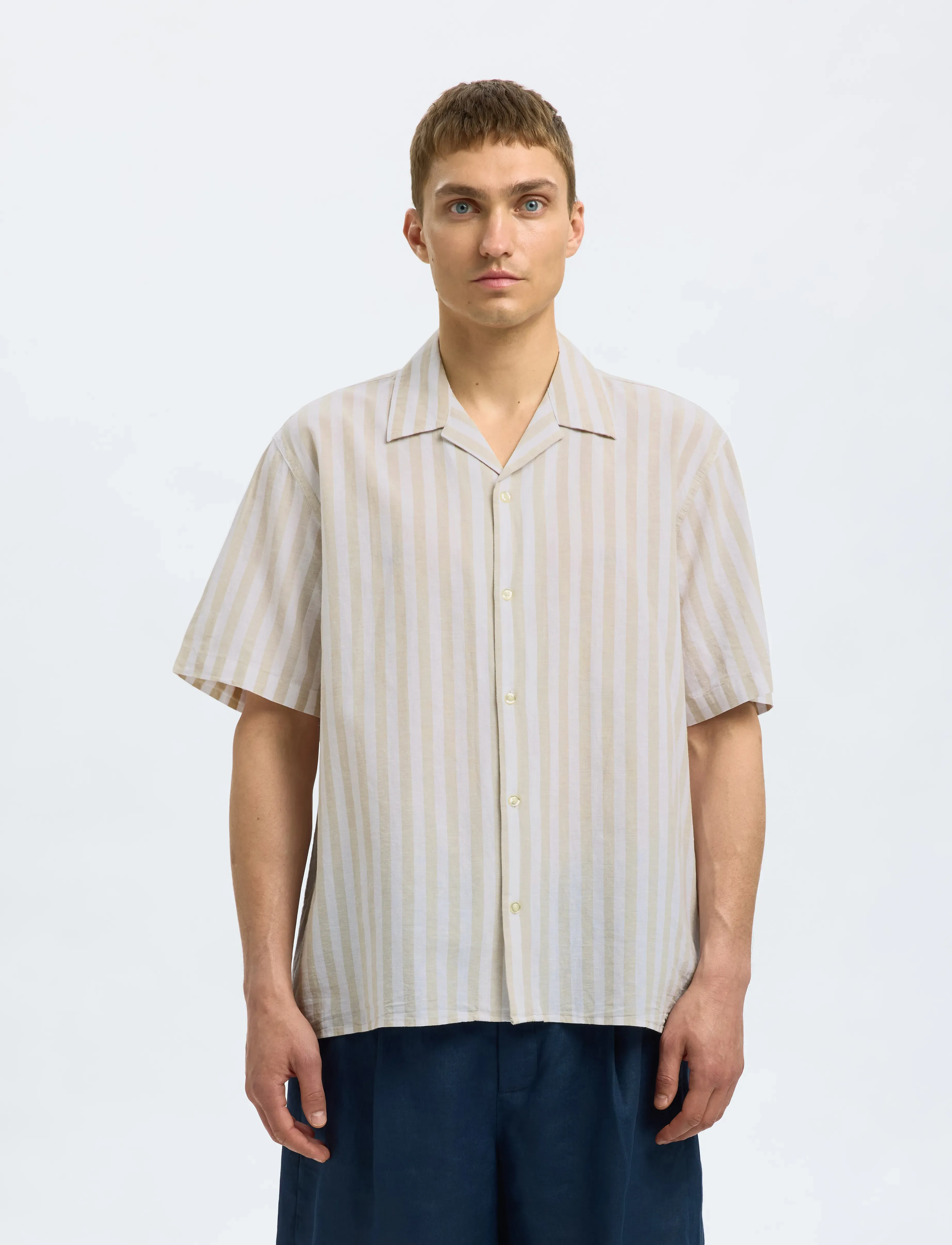 Selected Slhrelaxsun Shirt Ss Resort, L, Shirts, Beige - Short-sleeved, Männerswear
