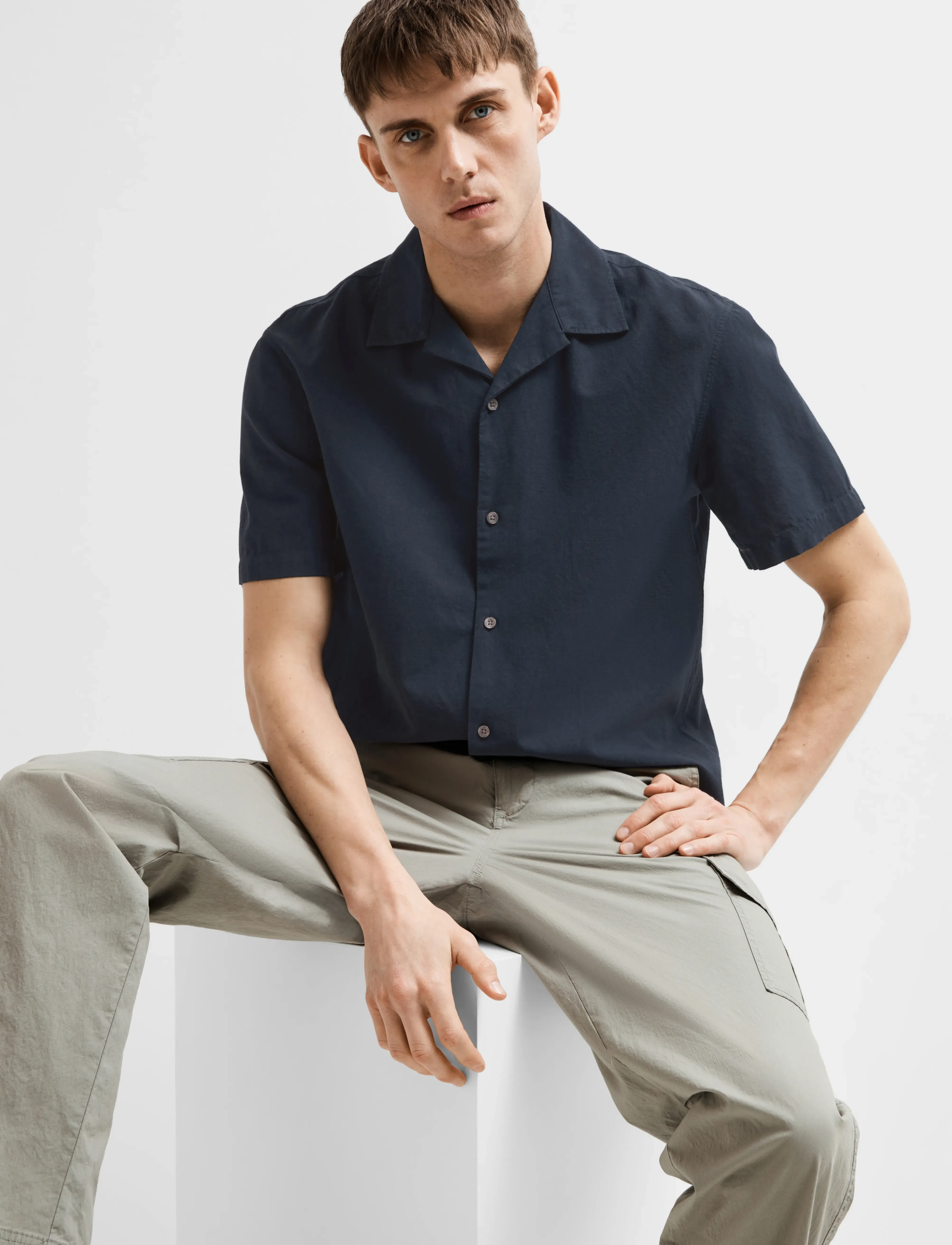 Selected - SLHRELAXSUN SHIRT SS RESORT - hørskjorter - sky captain - 3