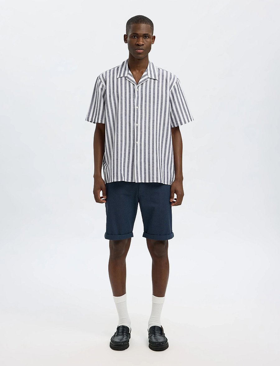 Selected - SLHRELAXSUN SHIRT SS RESORT - hørskjorter - sky captain - 3