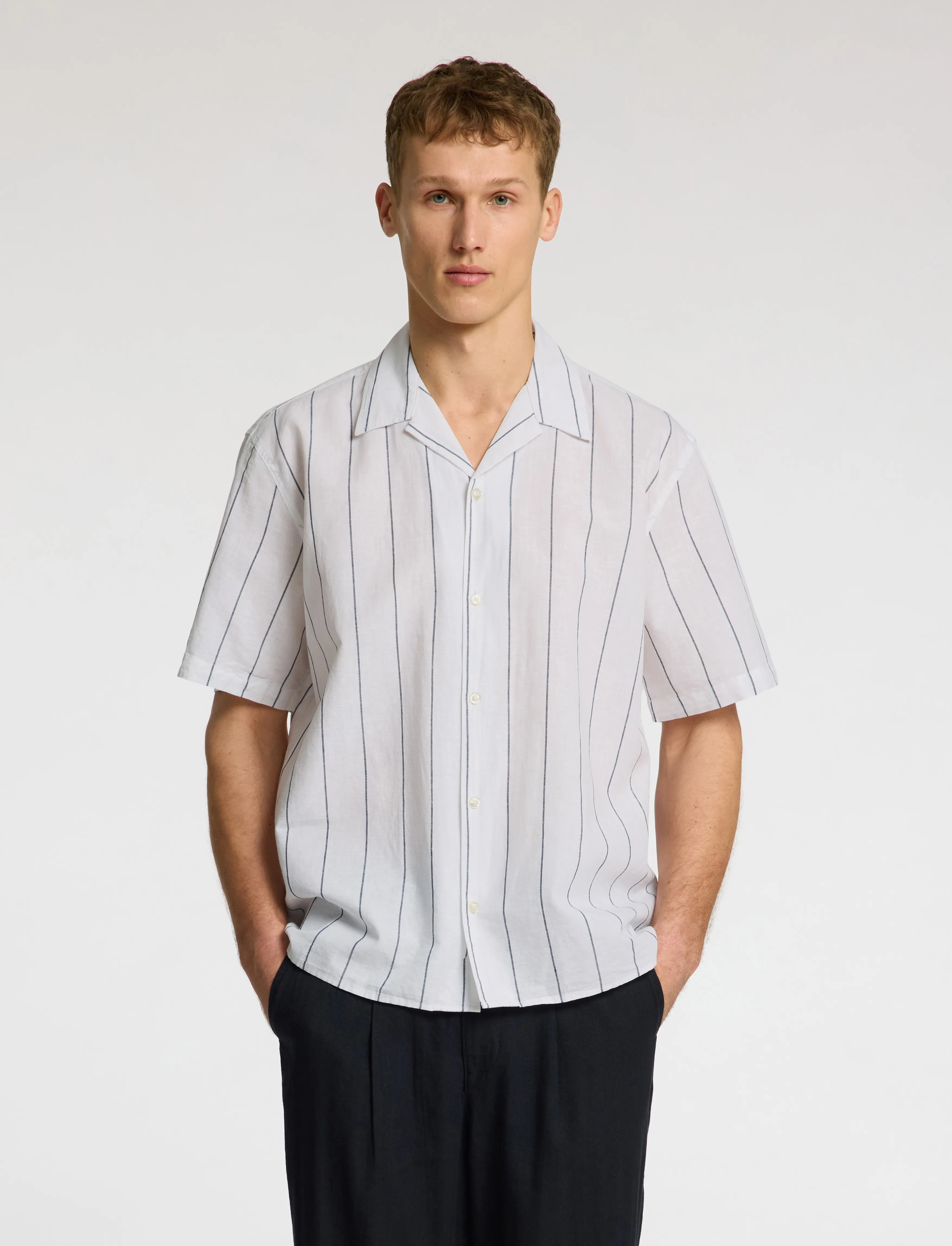 Selected Slhrelaxsun Shirt Ss Resort, S, Shirts, Weiß - Short-sleeved, Männerswear