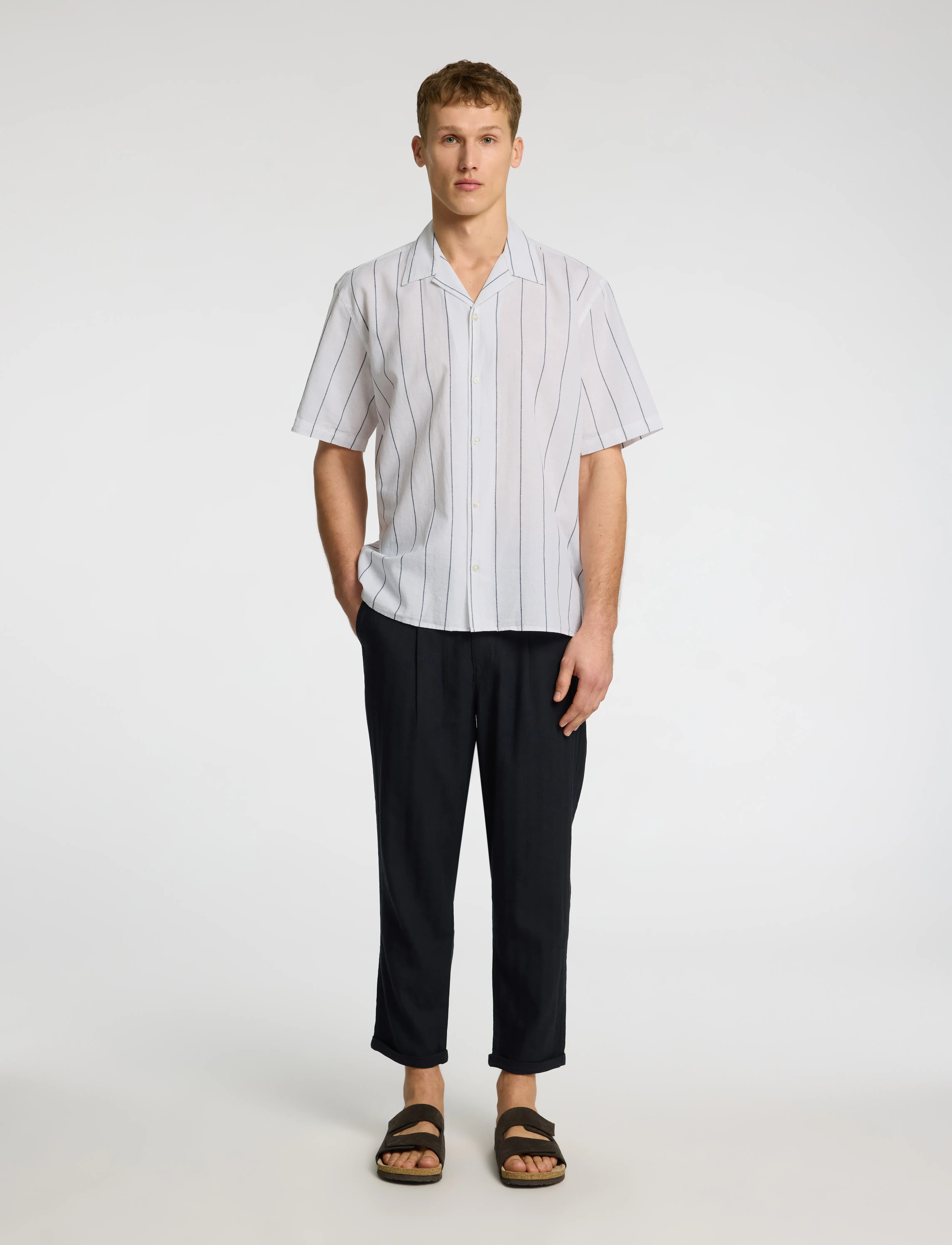 Selected - SLHRELAXSUN SHIRT SS RESORT - hørskjorter - white - 3
