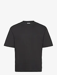 Selected Homme - SLHLOOSEOSCAR SS O-NECK TEE NOOS - lowest prices - black - 0
