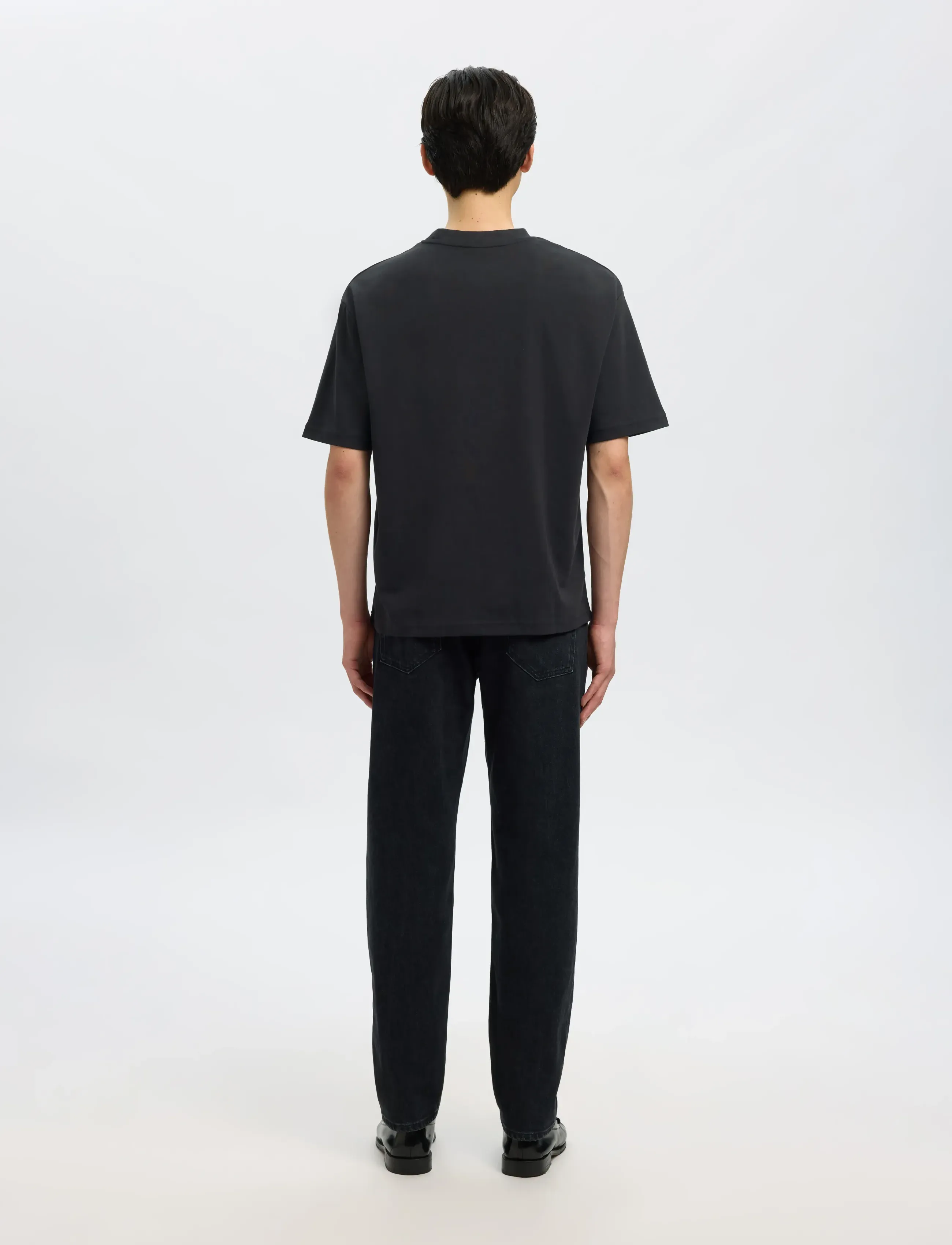Selected - SLMLOOSEOSCAR SS O-NECK TEE NOOS - kortærmede t-shirts - black - 2