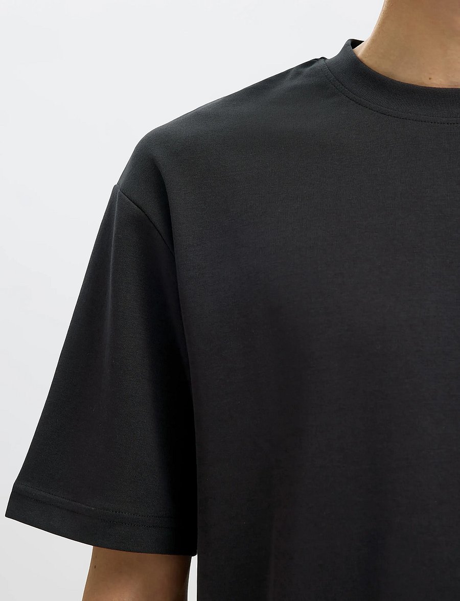 Selected - SLMLOOSEOSCAR SS O-NECK TEE NOOS - kurzärmelige t-shirts - black - 5