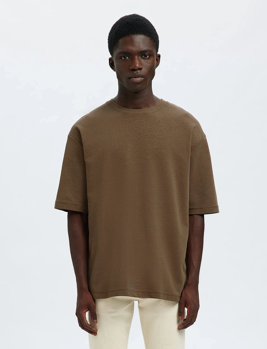 Selected - SLMLOOSEOSCAR SS O-NECK TEE NOOS - kurzärmelige t-shirts - chocolate chip - 0