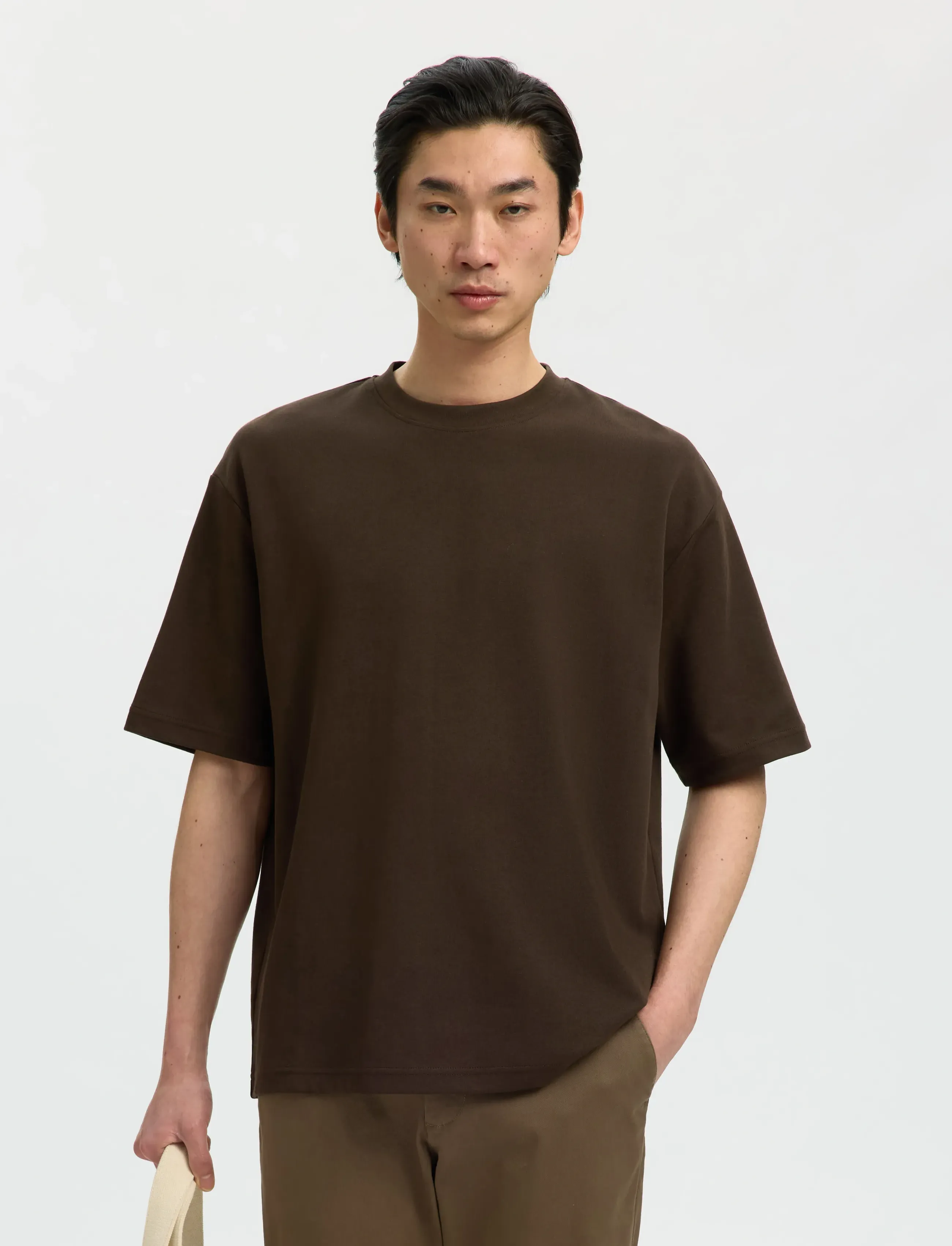 Selected SLMLOOSEOSCAR SS O-NECK TEE NOOS - Lühikeste varrukatega T-särgid - DELICIOSO / brown