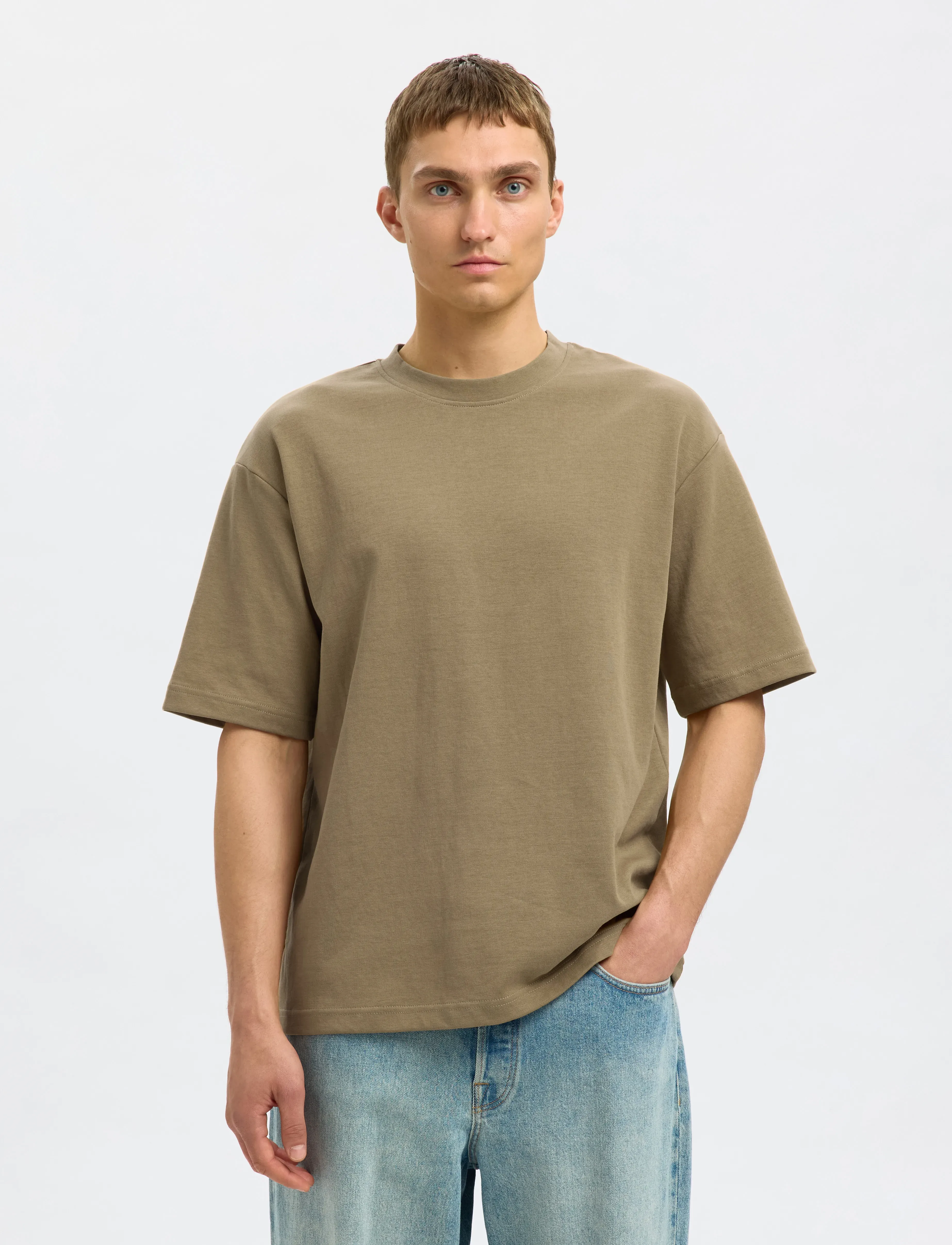 Selected SLMLOOSEOSCAR SS O-NECK TEE NOOS - T-särgid - KELP / khaki/green