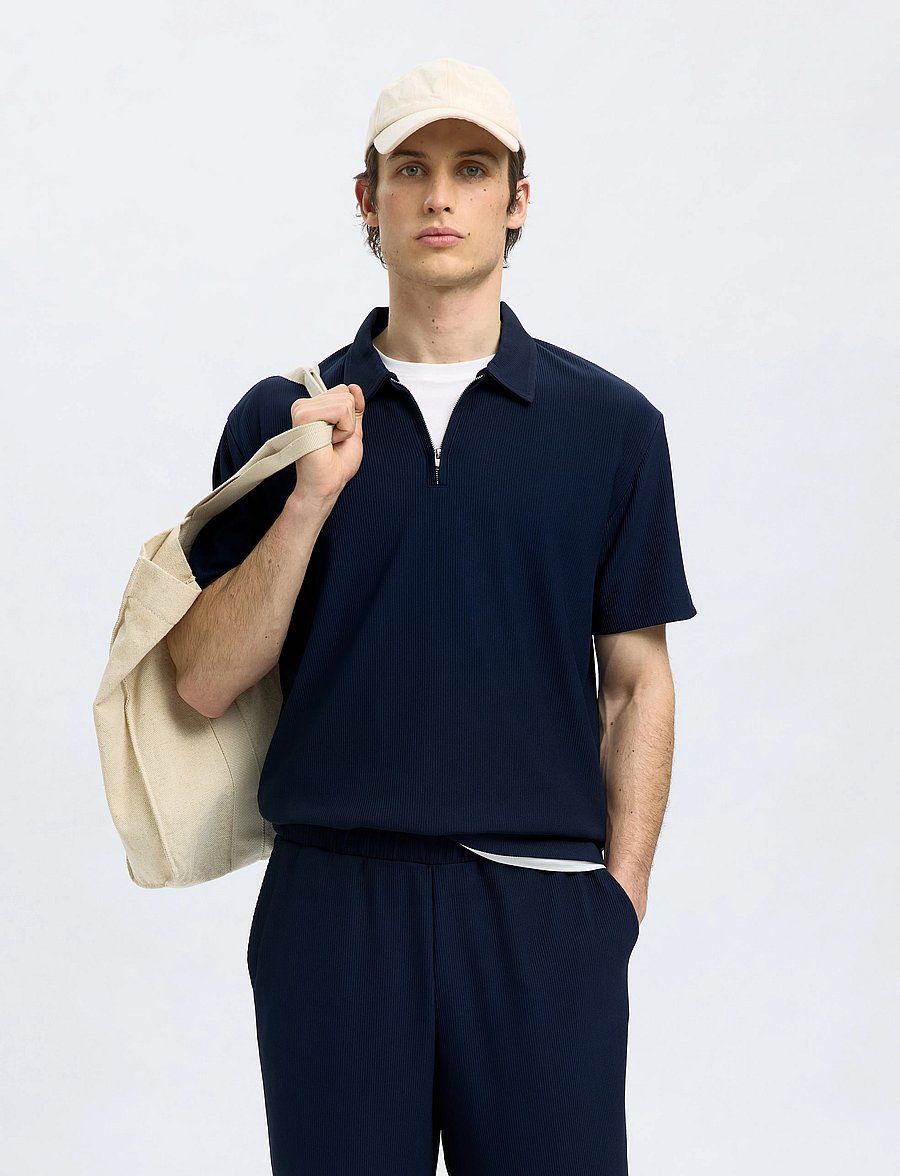 Selected - SLHRELAX-PLISSE HALF ZIP SS POLO EX - kurzärmelig - black iris - 0