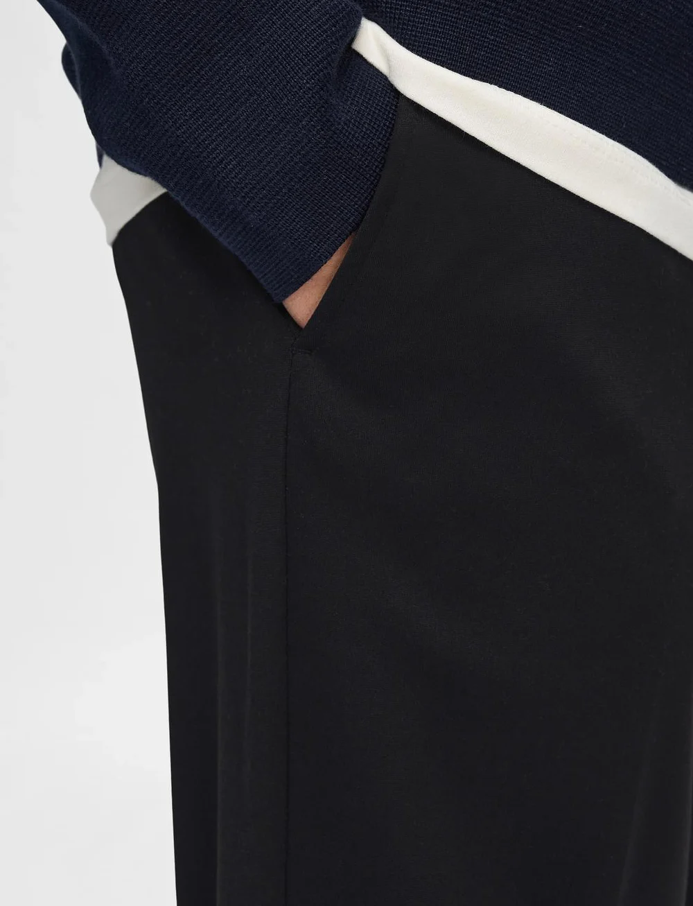 Selected - SLHSLIMTAPE-DELON STRING JERSEY FLEX TRS - vabaaja püksid - black - 3