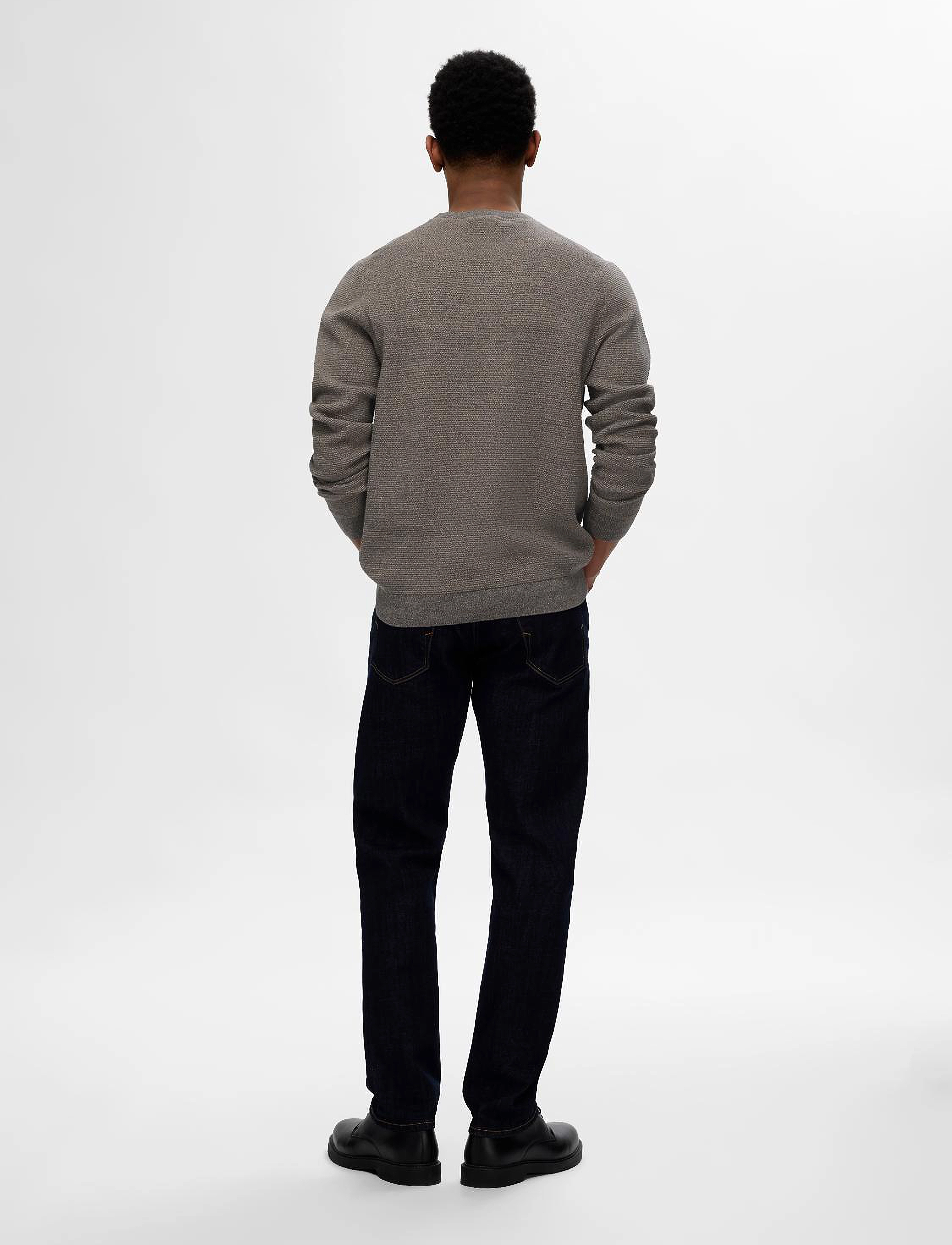 Selected - SLMROSS LS KNIT STRUCTURE CREW NECK NOOS - stickade basplagg - asphalt - 4