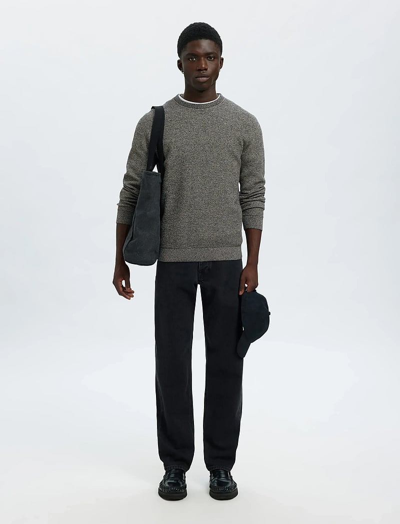 Selected - SLHROSS LS KNIT STRUCTURE CREW NECK NOOS - rund hals - black - 4