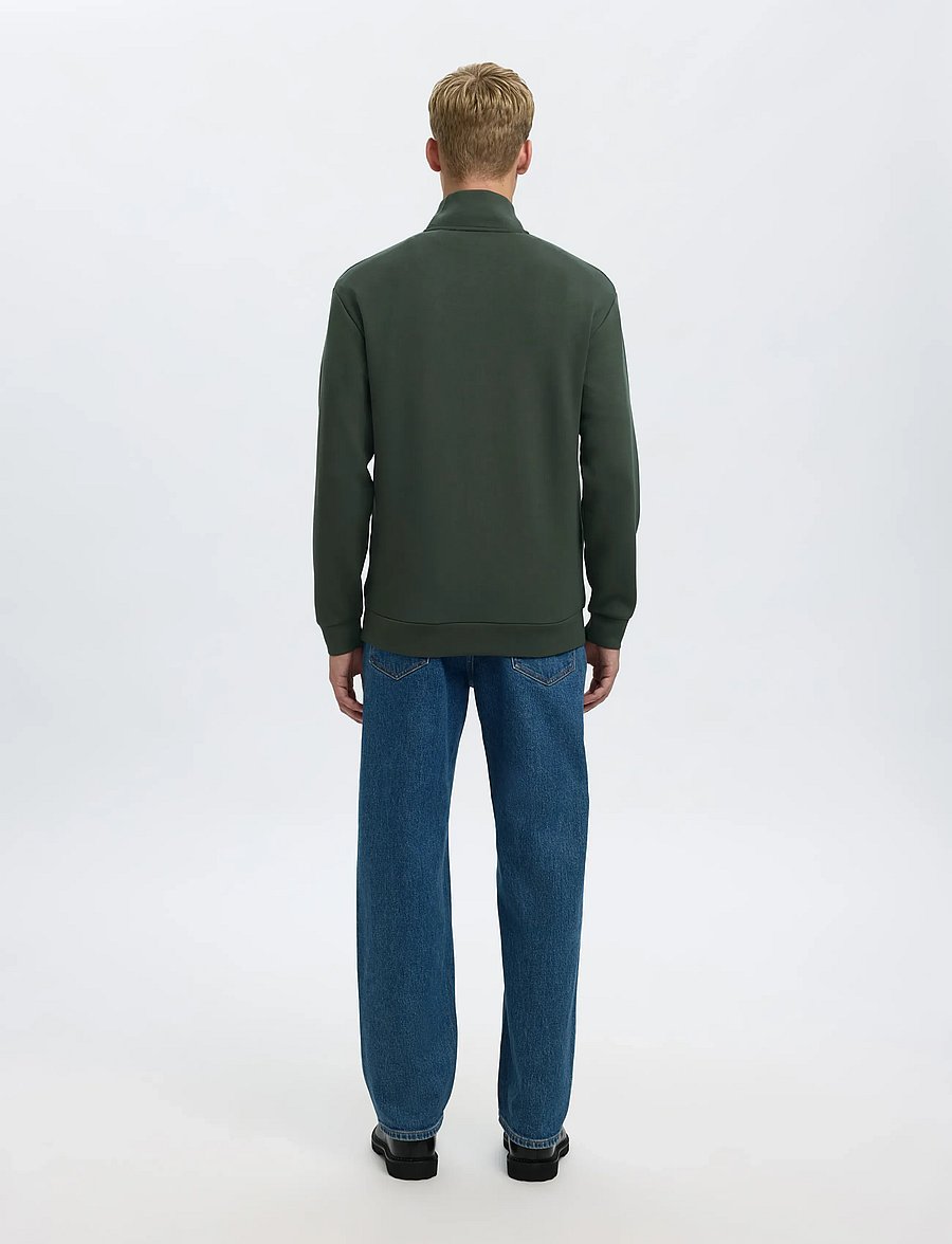 Selected - SLHEMANUEL SOFT ZIP HIGH NECK SWEAT NOOS - puhkuse põhitooted - deep forest - 3