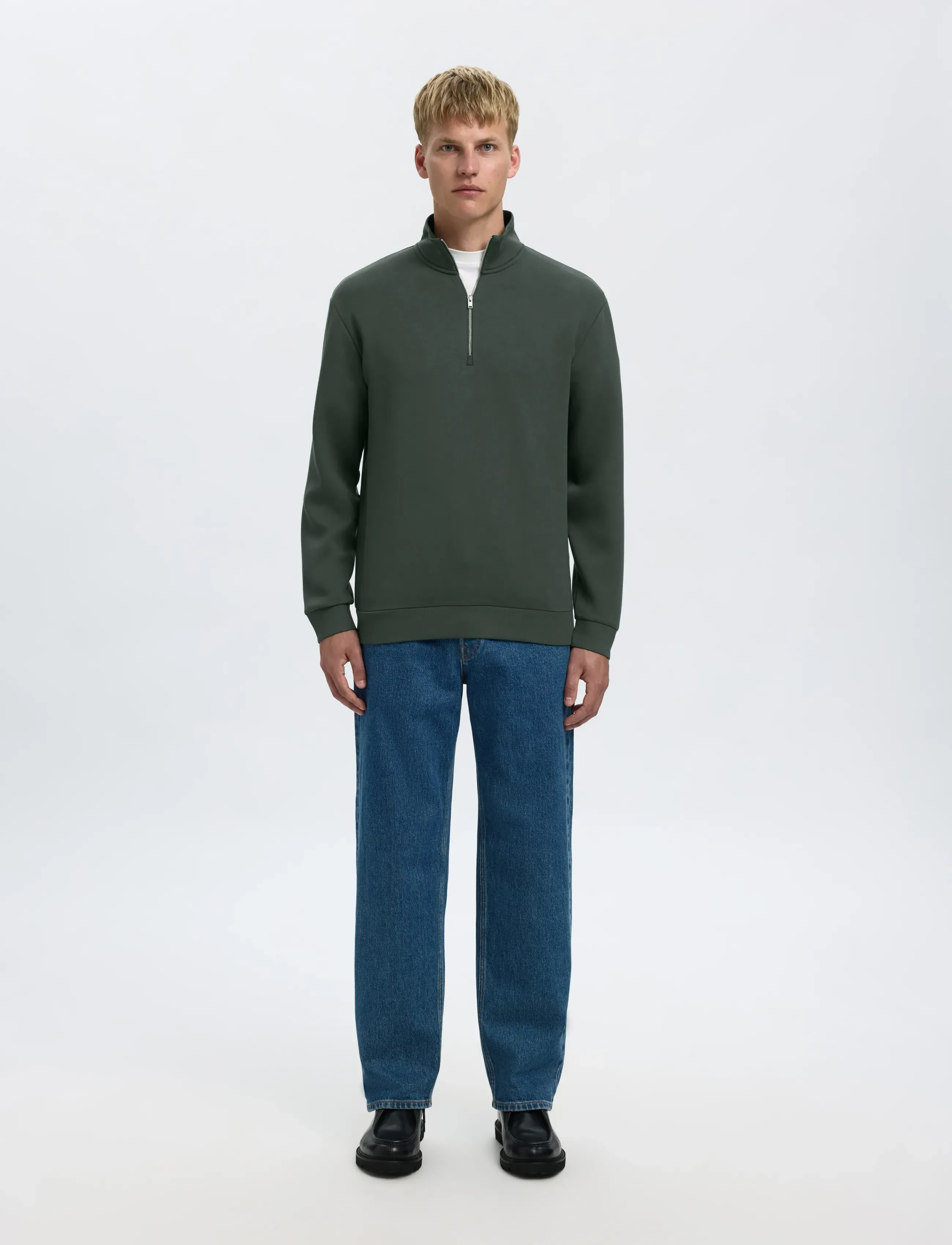 Selected - SLHEMANUEL SOFT ZIP HIGH NECK SWEAT NOOS - feriefavoritter - deep forest - 4