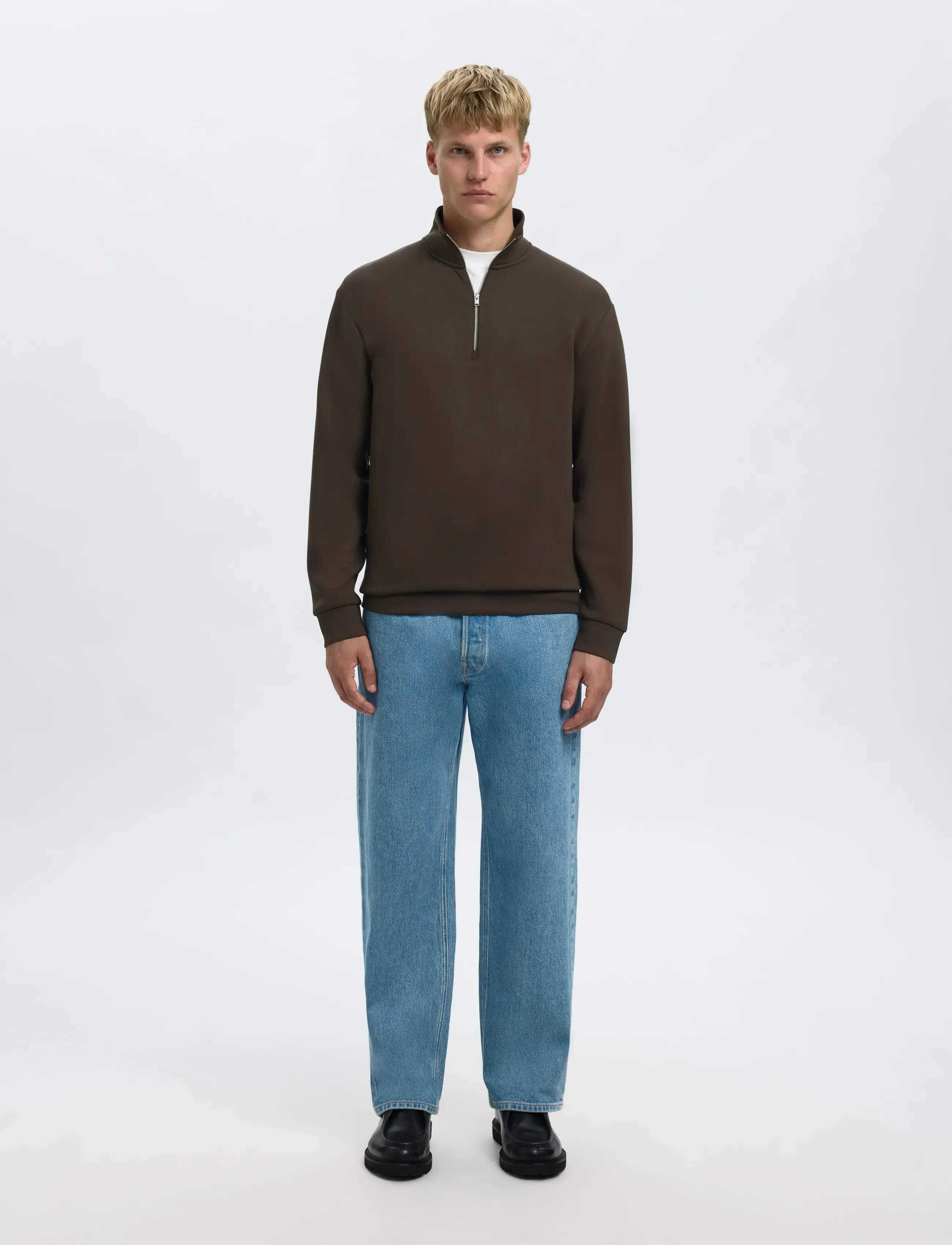 Selected - SLHEMANUEL SOFT ZIP HIGH NECK SWEAT NOOS - feriefavoritter - demitasse - 4