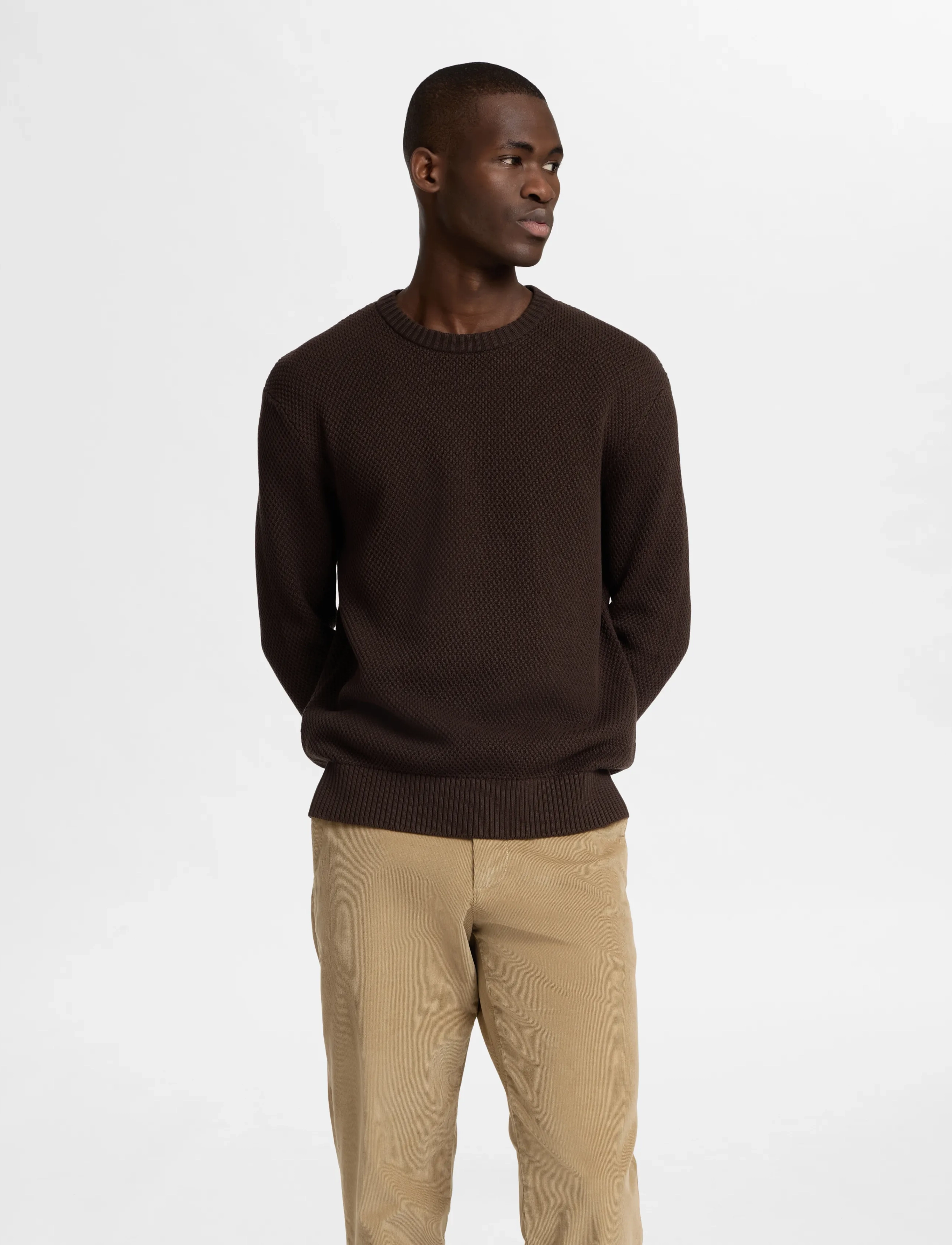 Selected SLHHENNY LS KNIT RELAXED CREW NECK - Säsongens färger - CHOCOLATE TORTE / brown
