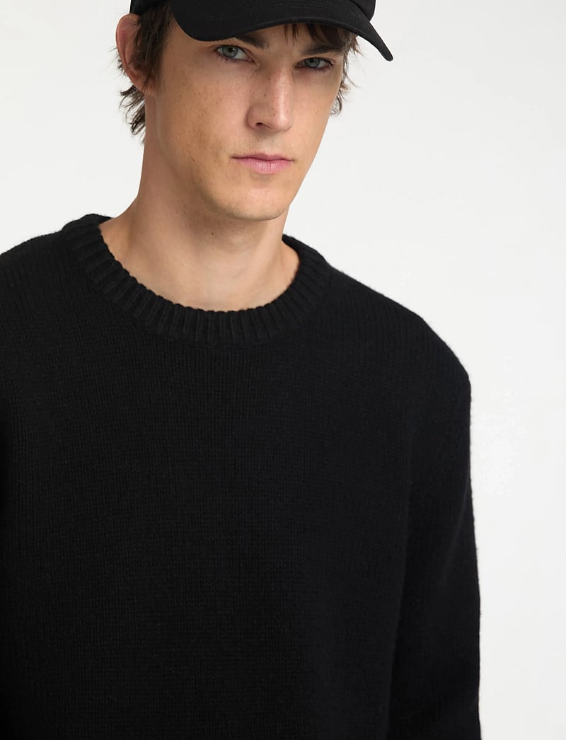 Selected - SLHCODY LS KNIT RELAXED CREW NECK NOOS - rundhals - black - 3