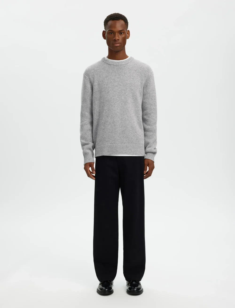 Selected - SLHCODY LS KNIT RELAXED CREW NECK NOOS - rundhalsad - light grey melange - 4