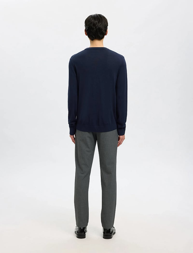 Selected - SLHTRAY LS KNIT MERINO CREW NECK NOOS - Ümmarguse kaelusega kudumid - navy blazer - 2