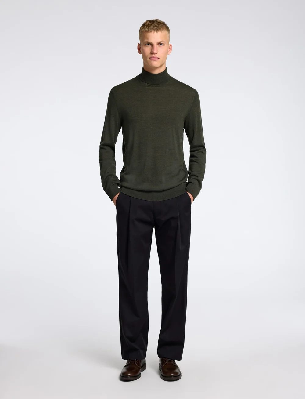 Selected - SLHTRAY LS KNIT MERINO ROLL NECK NOOS - kõrge kaelusega džemprid - forest night - 3