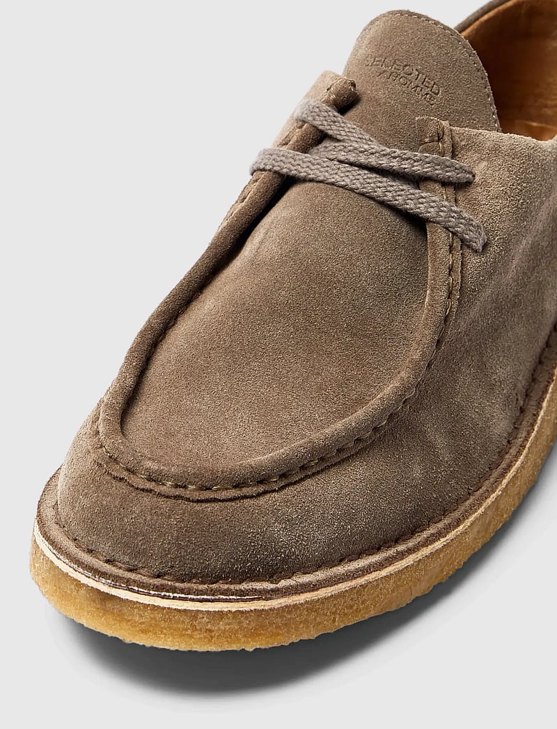 Selected - SLHCHRISTIAN SUEDE WEDGE MOC-TOE SHOE - moc-toe saapad - almondine - 3