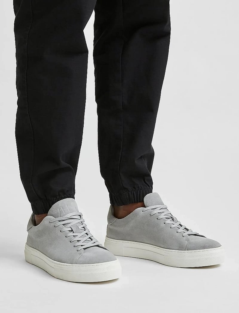 Selected - SLHDAVID CHUNKY SUEDE SNEAKER NOOS - madala säärega tossud - grey - 0