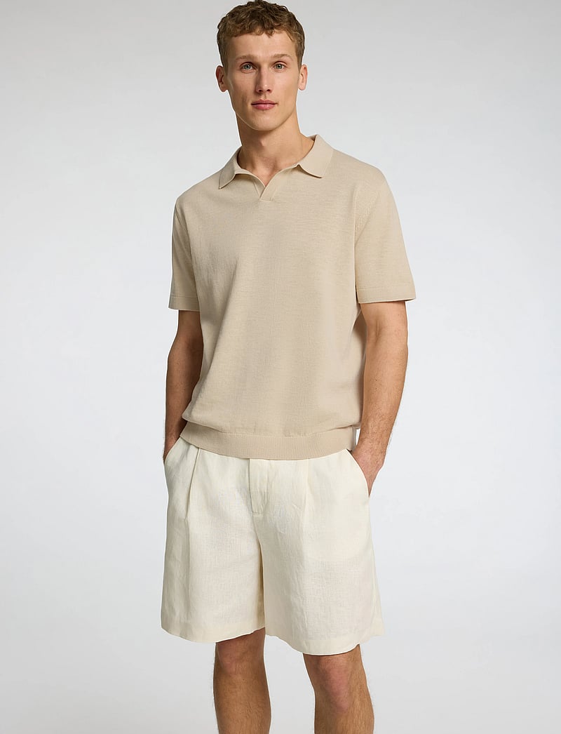 Selected - SLHMATTIS SS LINEN BLEND OPEN POLO NOOS - short-sleeved polos - oatmeal - 3