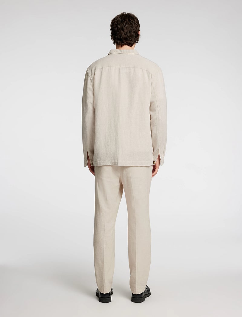 Selected - SLM-LEROY LINEN BLEND OVERSHIRT LS NOOS - kollektsioonid - pure cashmere - 2