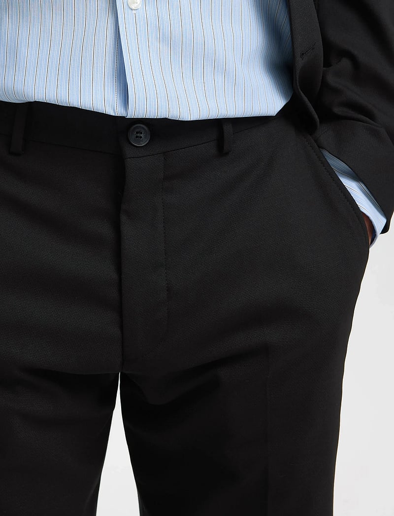 Selected - SLMNEIL REG TRS - anzugshosen - black - 4