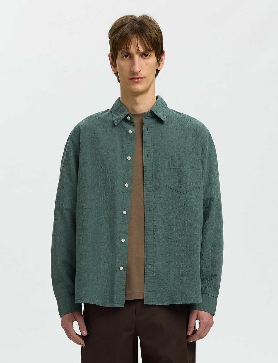 Selected - SLHREGFREDDIE SOLID SEERSUCKER LS SHIRT - casual skjortor - balsam green - 0