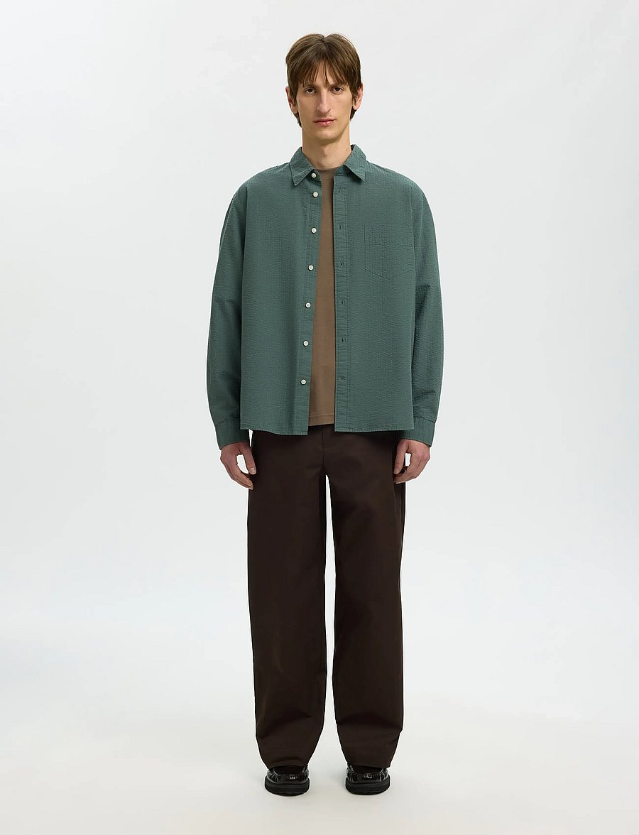 Selected - SLHREGFREDDIE SOLID SEERSUCKER LS SHIRT - casual skjortor - balsam green - 3