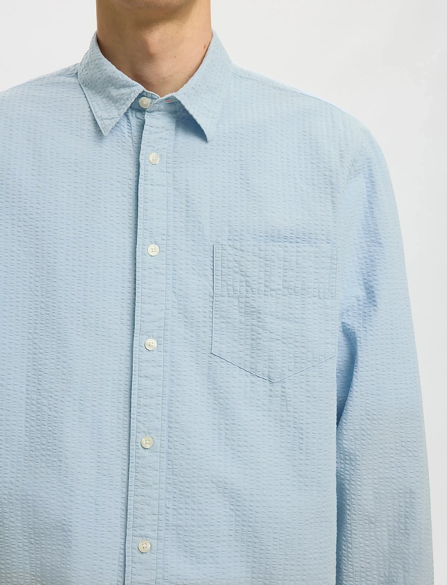 Selected - SLHREGFREDDIE SOLID SEERSUCKER LS SHIRT - casual skjorter - skyway - 4