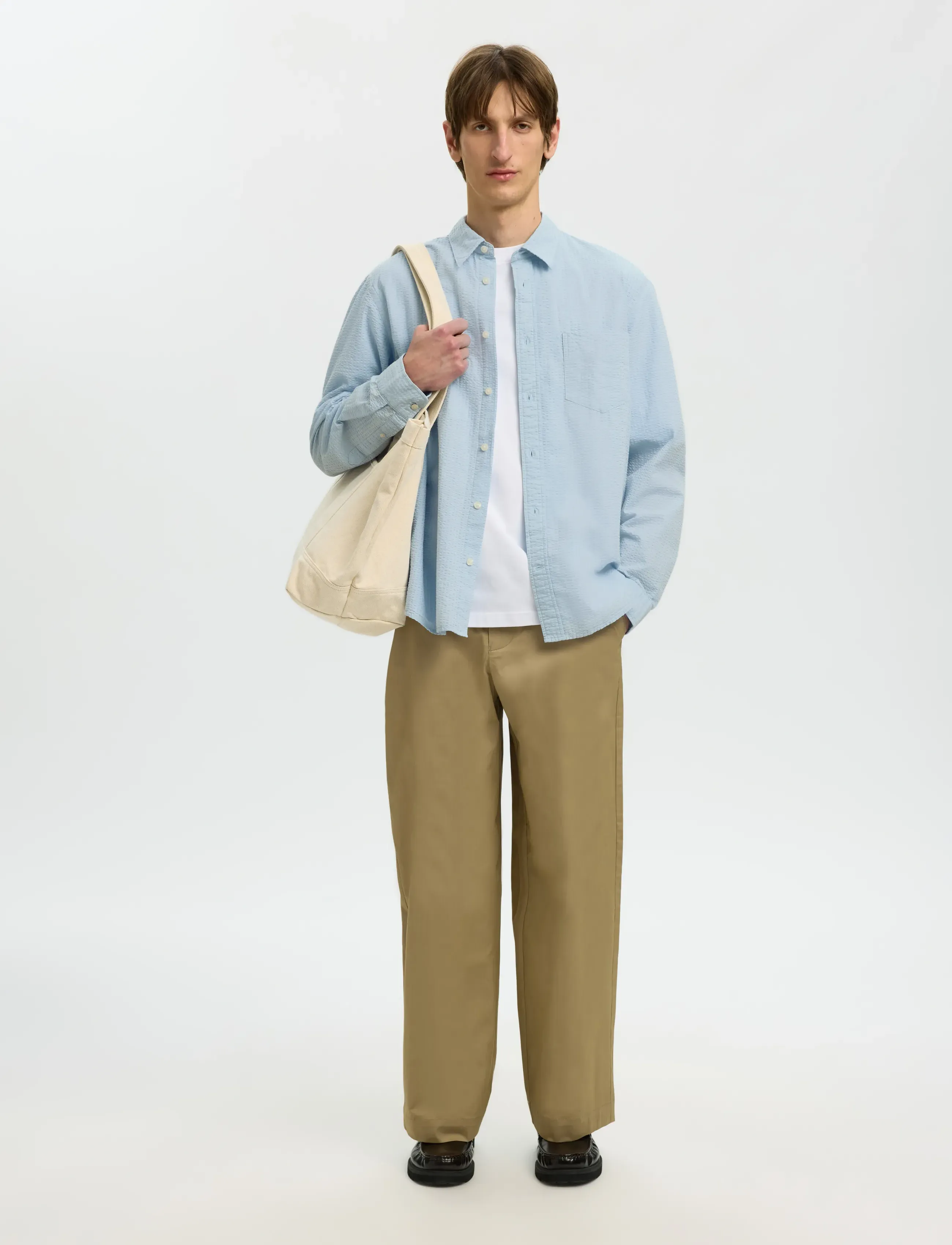 Selected - SLHREGFREDDIE SOLID SEERSUCKER LS SHIRT - casual hemden - skyway - 5