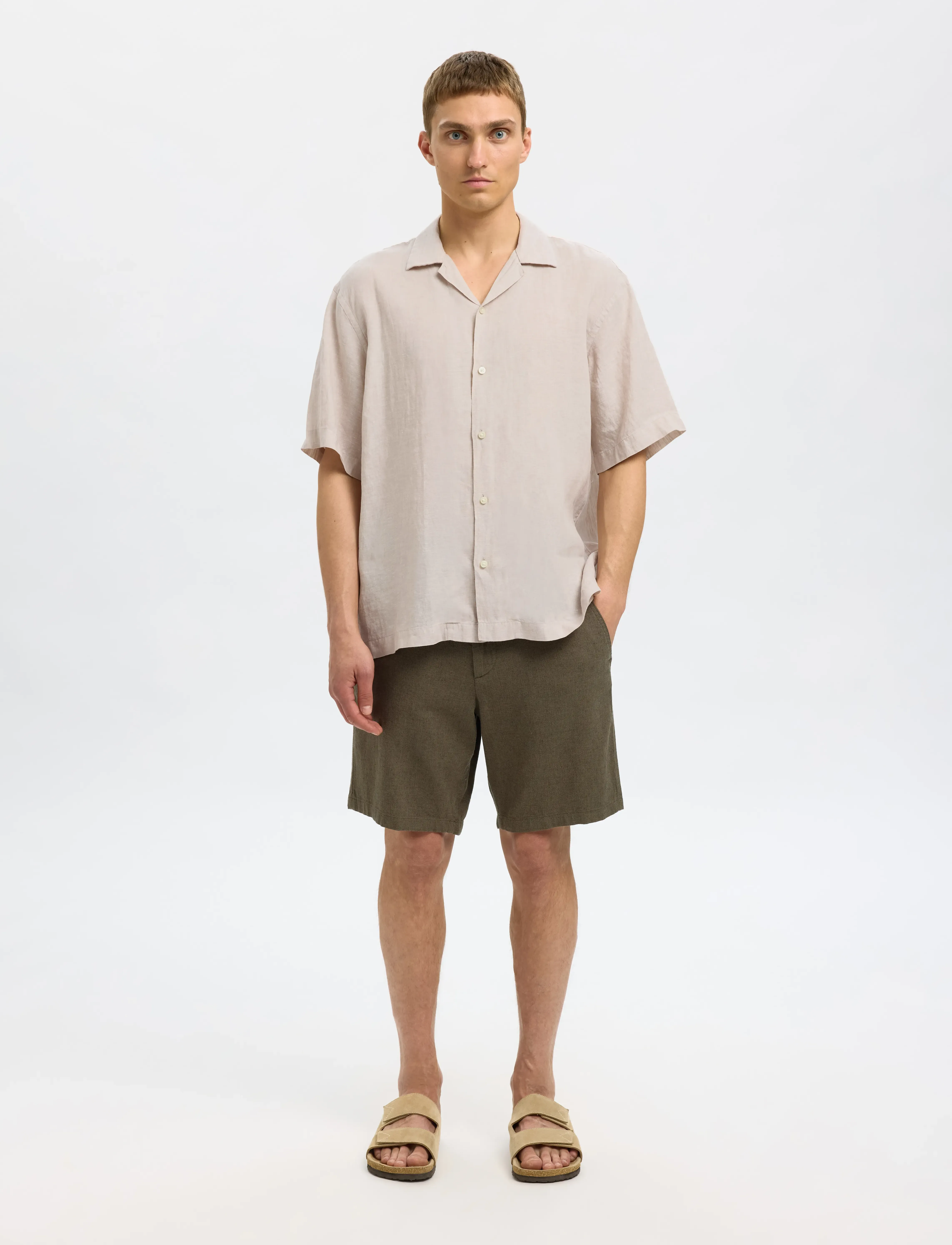 Selected - SLHRELAXKYLIAN MIX SS SHIRT RESORT - hørskjorter - pure cashmere - 5