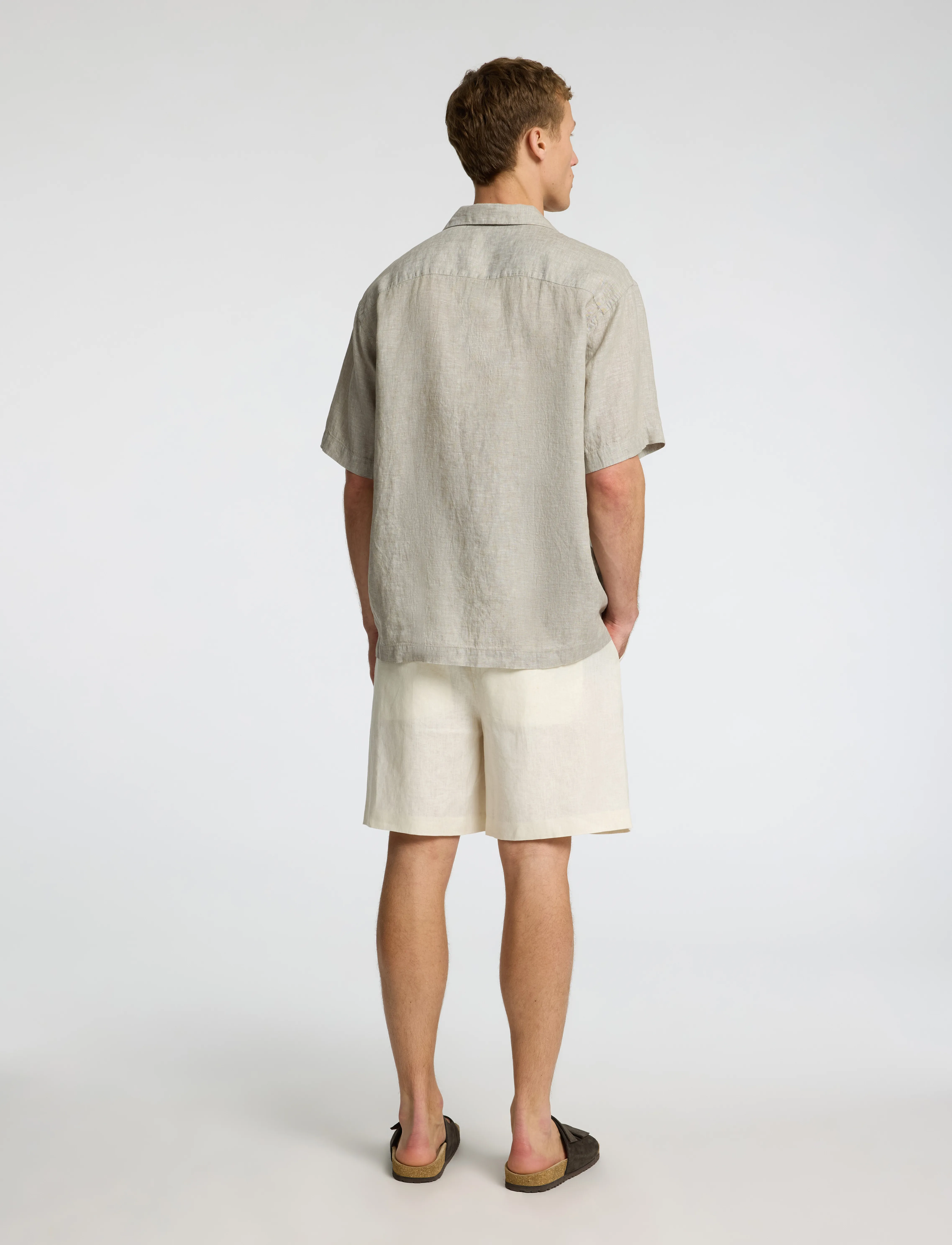 Selected - SLHRELAXKYLIAN MIX SS SHIRT RESORT - hørskjorter - vetiver - 2
