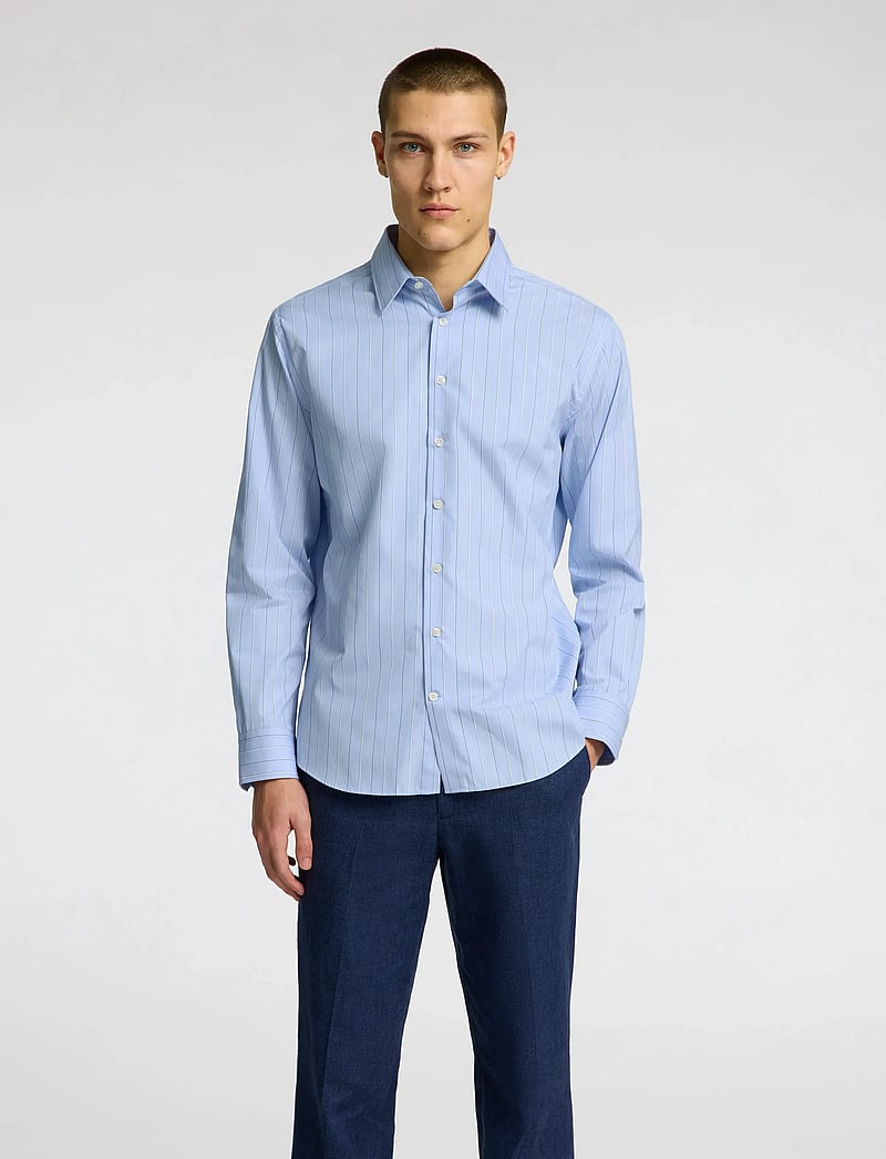 Selected - SLHREGLEO STRIPE LS SHIRT CLASSIC - light blue - 0