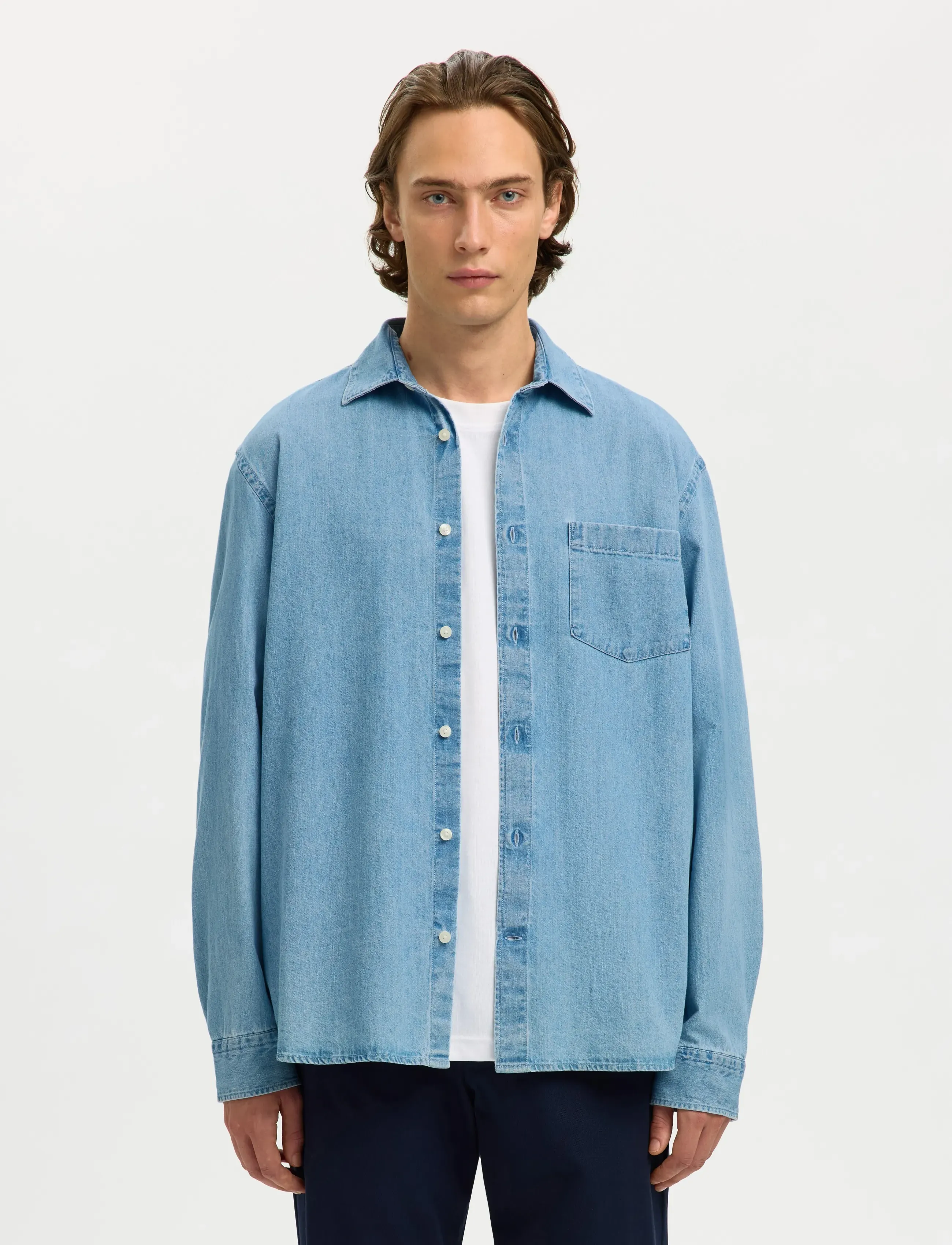 Selected SLMREGCLAUS CARLO DENIM LS SHIRT NOOS - Skjorter - LIGHT BLUE DENIM / blue
